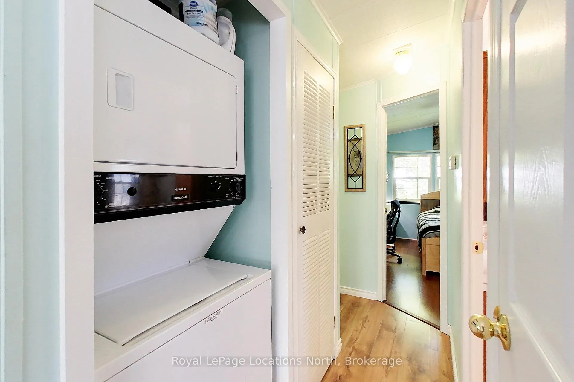Photo 13 of 55 Topaz Street, Wasaga Beach — HOMEH