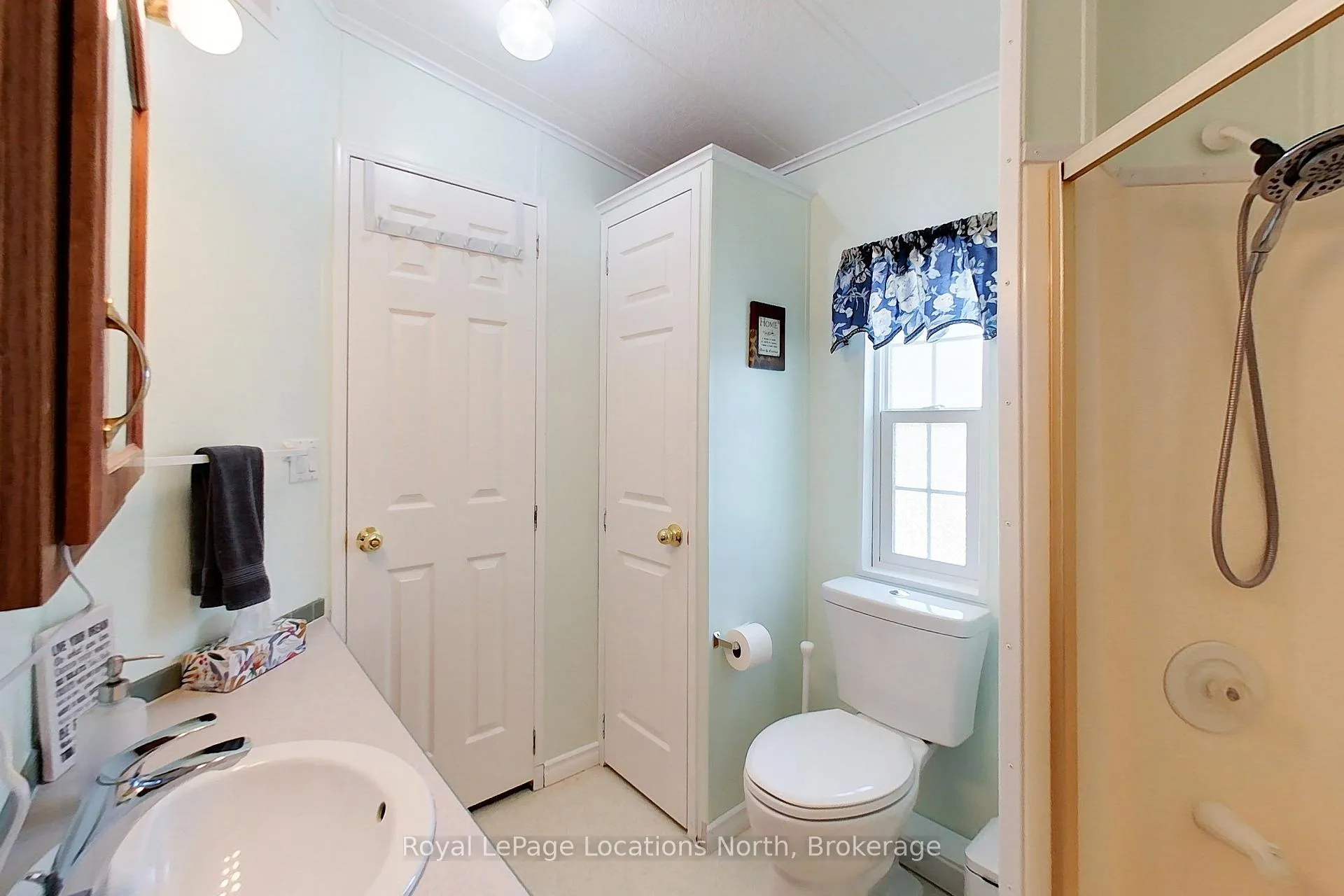 Photo 14 of 55 Topaz Street, Wasaga Beach — HOMEH