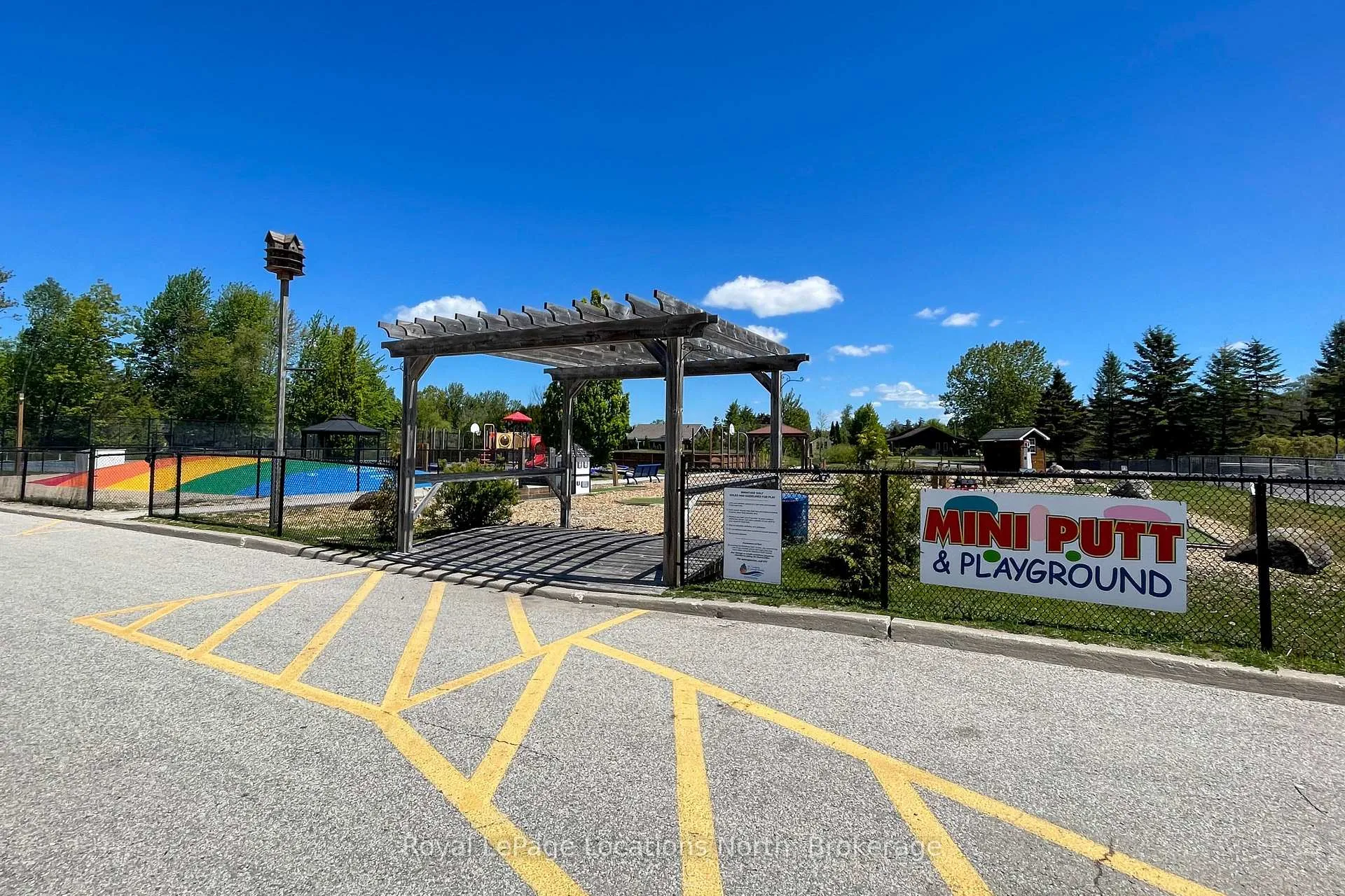 Photo 21 of 55 Topaz Street, Wasaga Beach — HOMEH