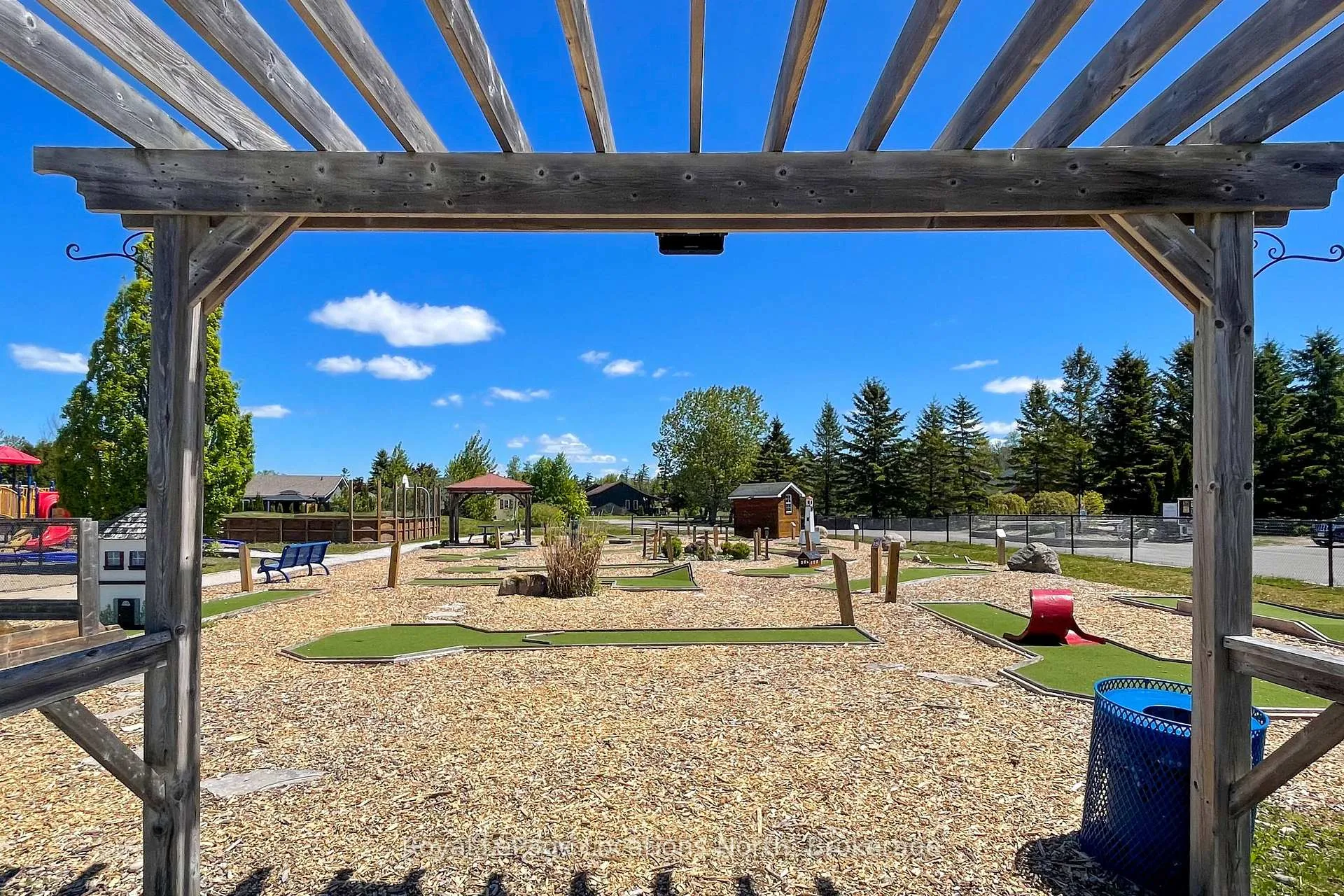 Photo 22 of 55 Topaz Street, Wasaga Beach — HOMEH
