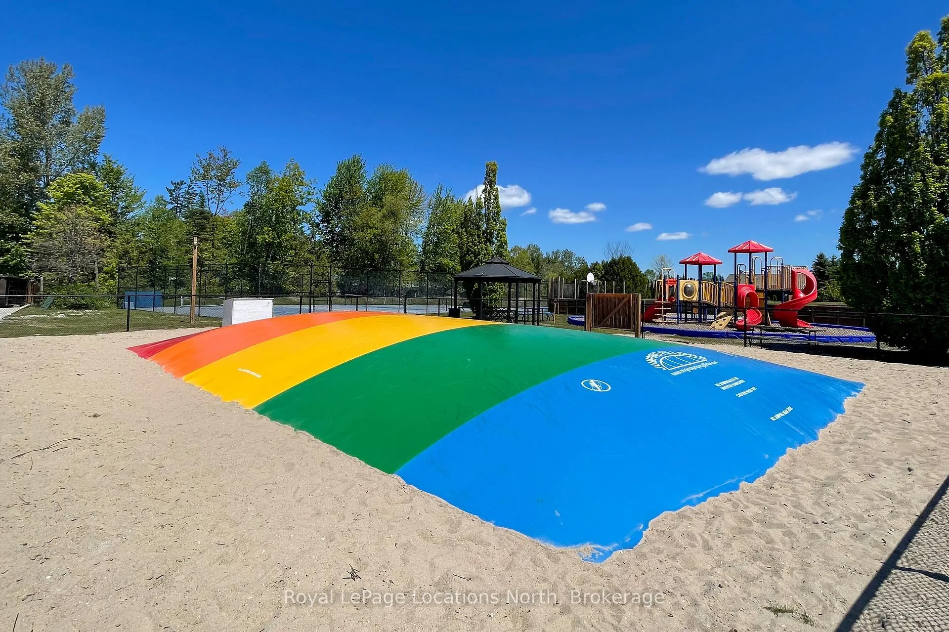 Photo 25 of 55 Topaz Street, Wasaga Beach — HOMEH