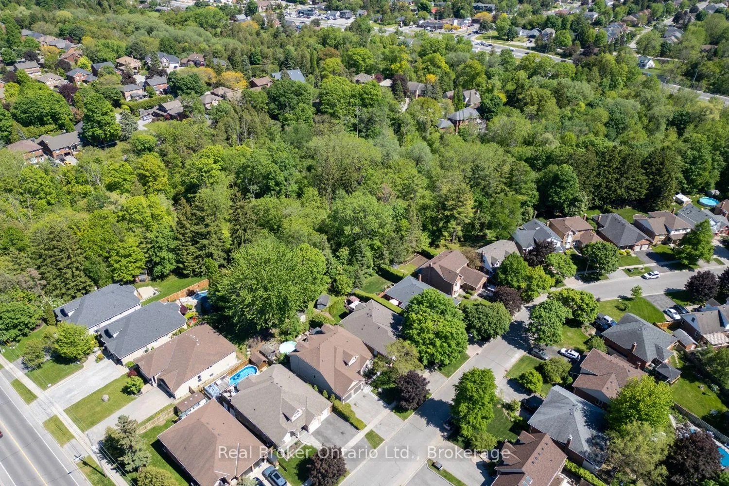 Photo 48 of 39 Valleycrest Drive, Clarington, Courtice — HOMEH