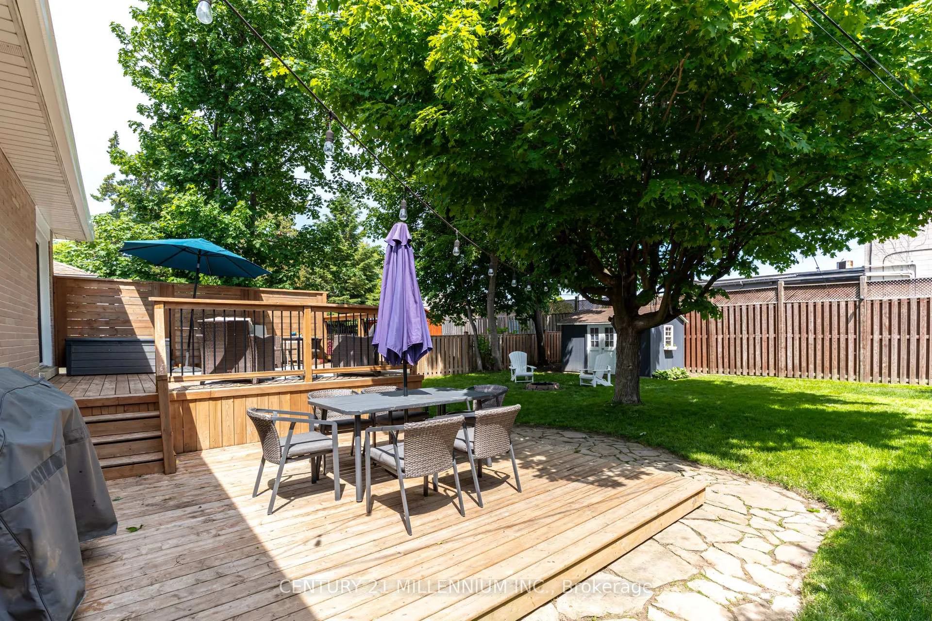Photo 18 of 9 Prince Charles Drive, Halton Hills, Georgetown — HOMEH