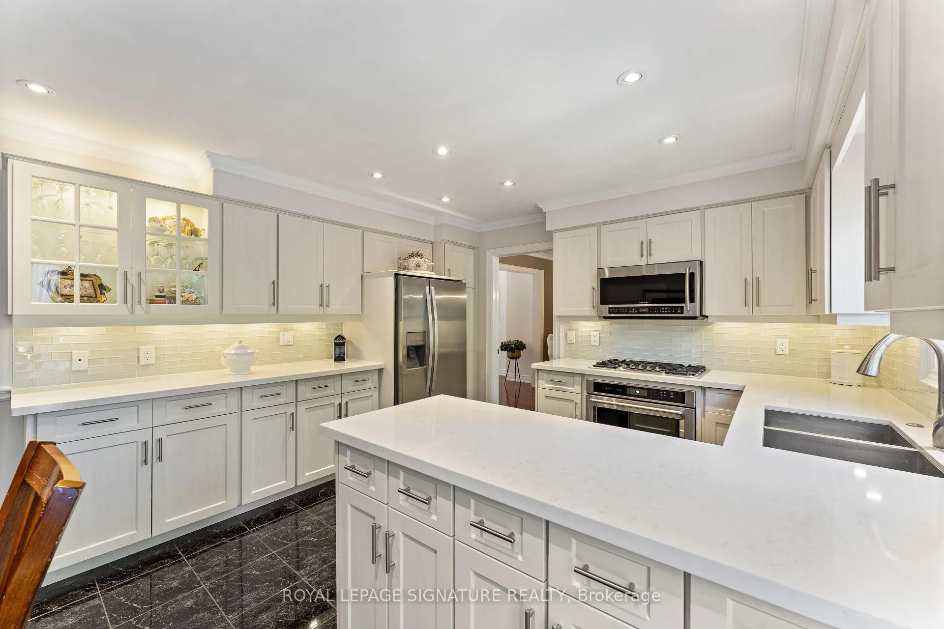 Photo 18 of 74 Willis Road, Vaughan, East Woodbridge — HOMEH