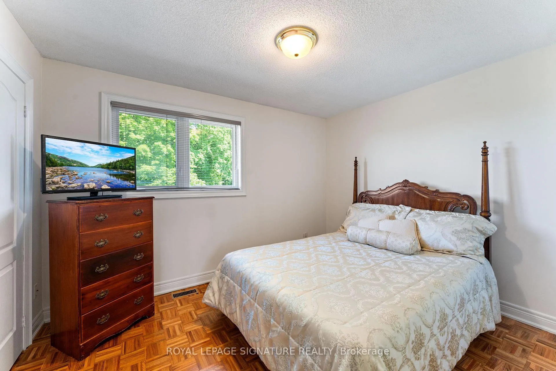 Photo 31 of 74 Willis Road, Vaughan, East Woodbridge — HOMEH