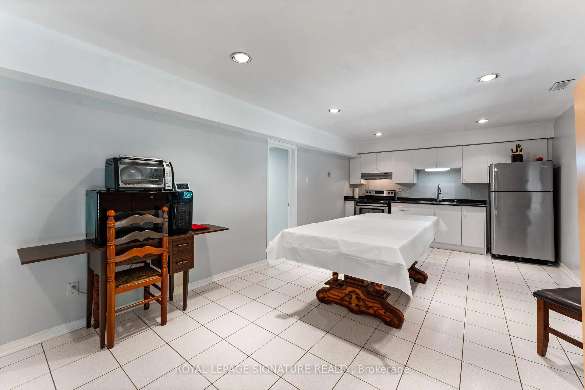 Photo 36 of 74 Willis Road, Vaughan, East Woodbridge — HOMEH