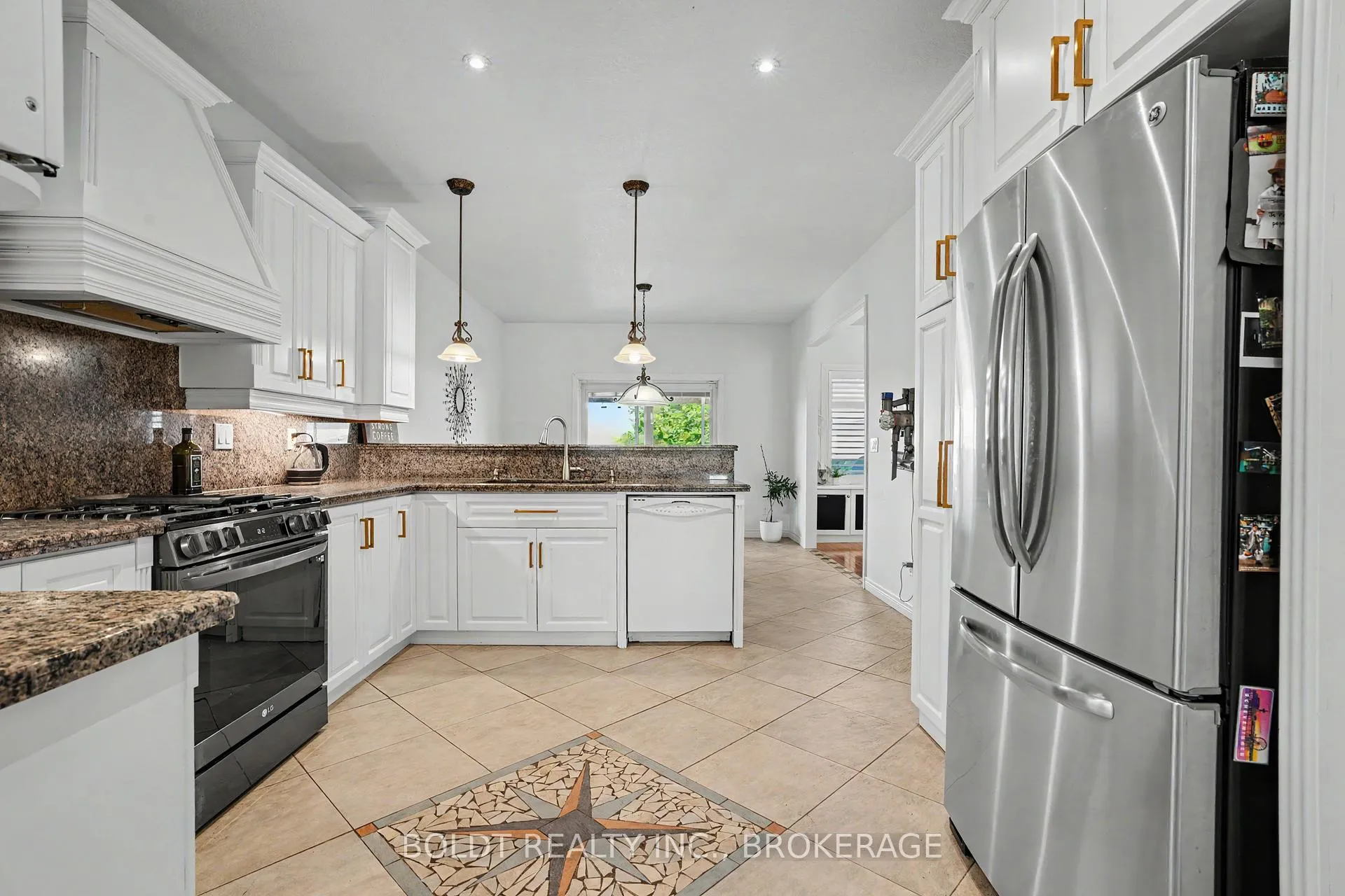Photo 10 of 1504 Upper Sherman Avenue, Hamilton, Butler — HOMEH