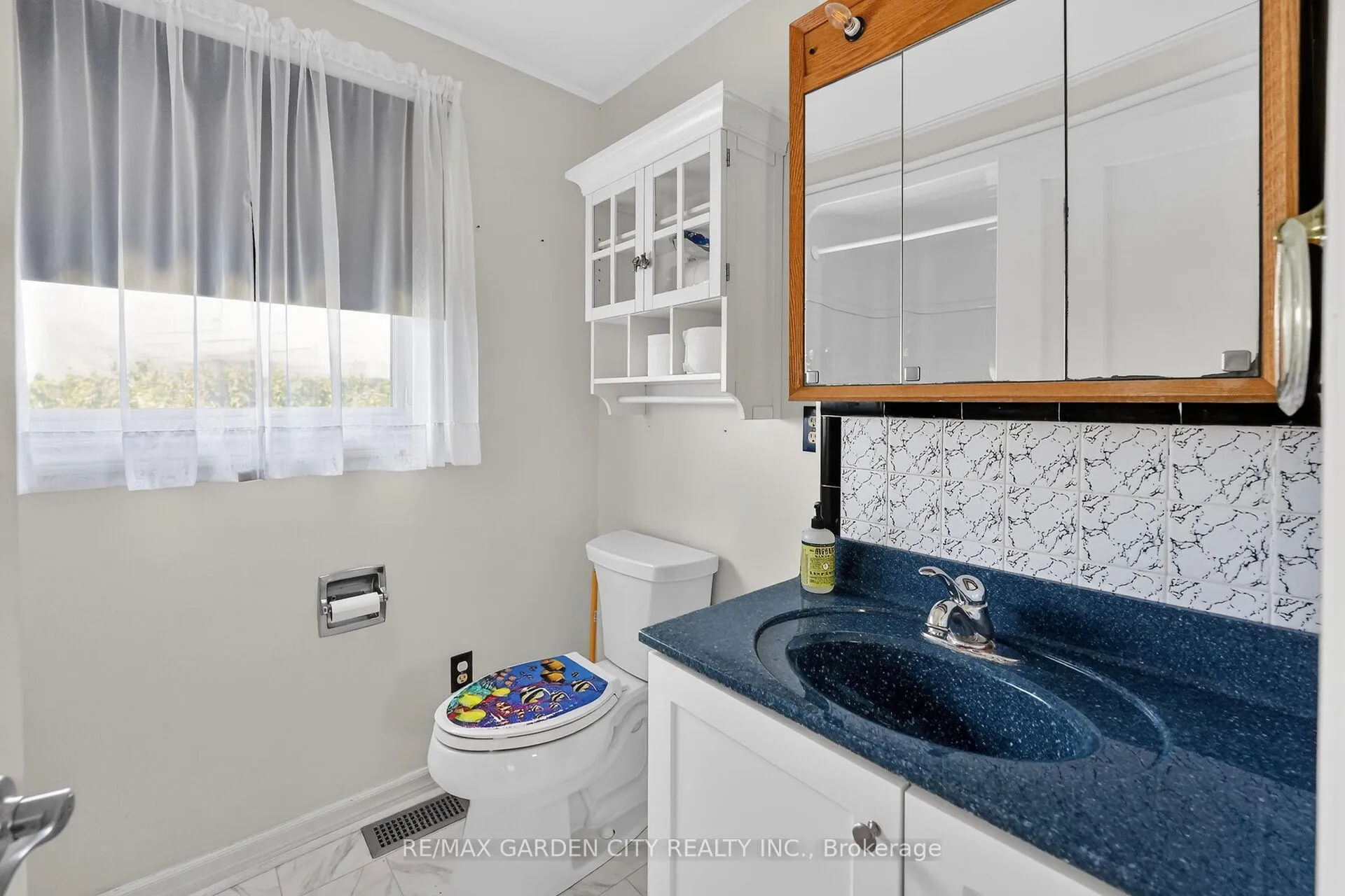 Photo 13 of 1651 Second Avenue, St. Catharines, Rural Fourth — HOMEH