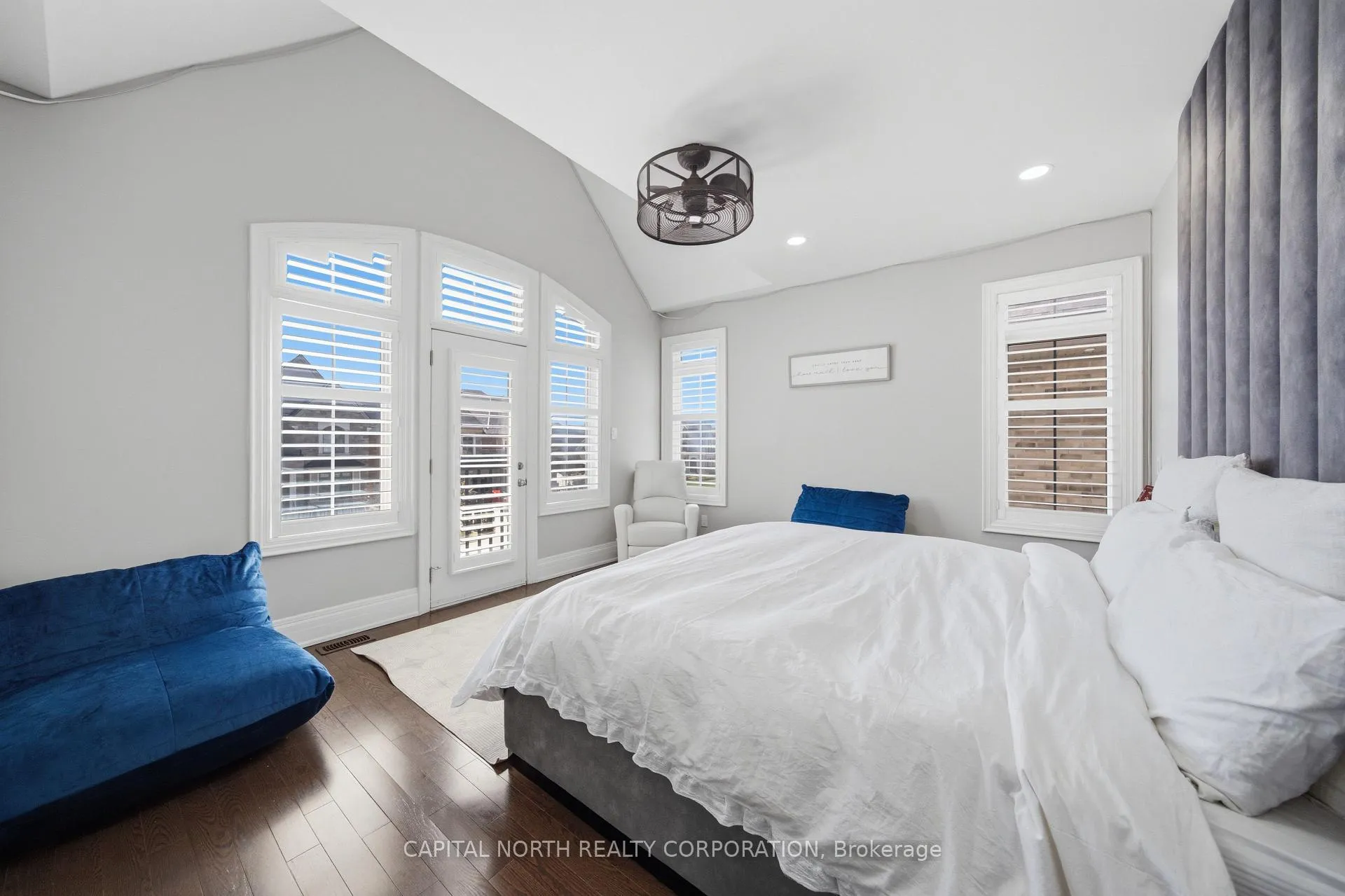 Photo 33 of 28 James Stokes Court, King, King City — HOMEH