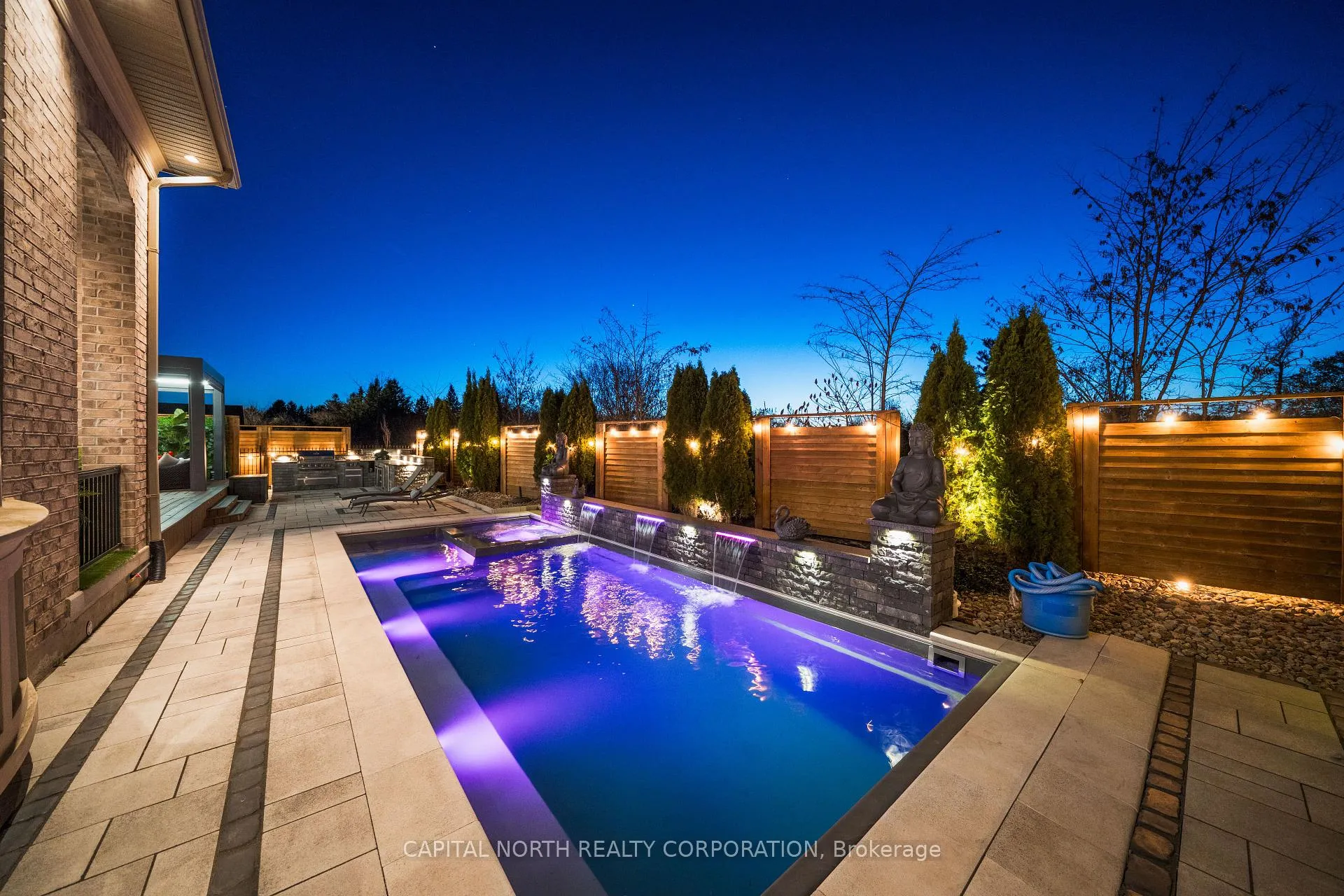Photo 45 of 28 James Stokes Court, King, King City — HOMEH