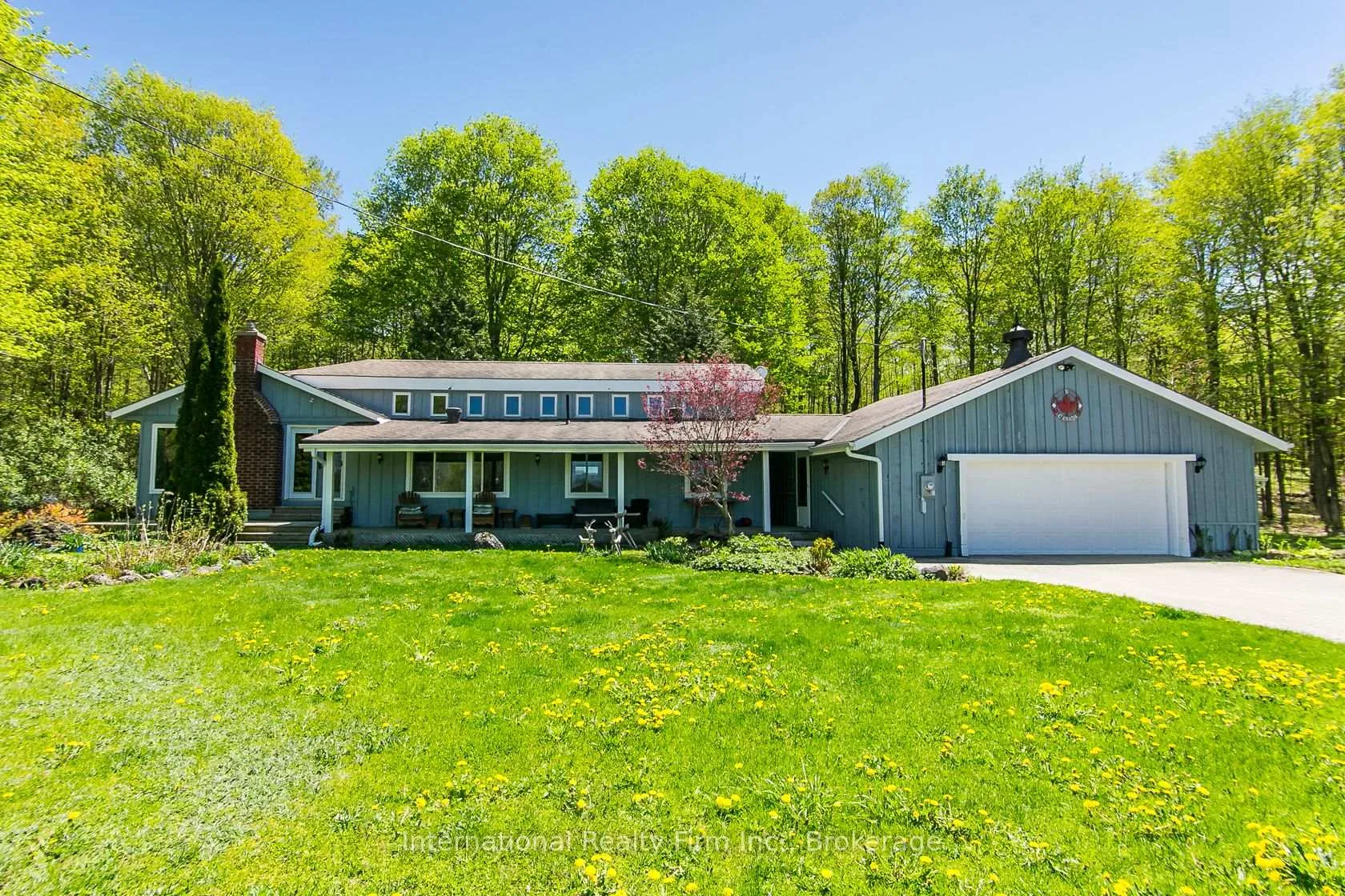 Front of 354354 Osprey-Artemesia Townline