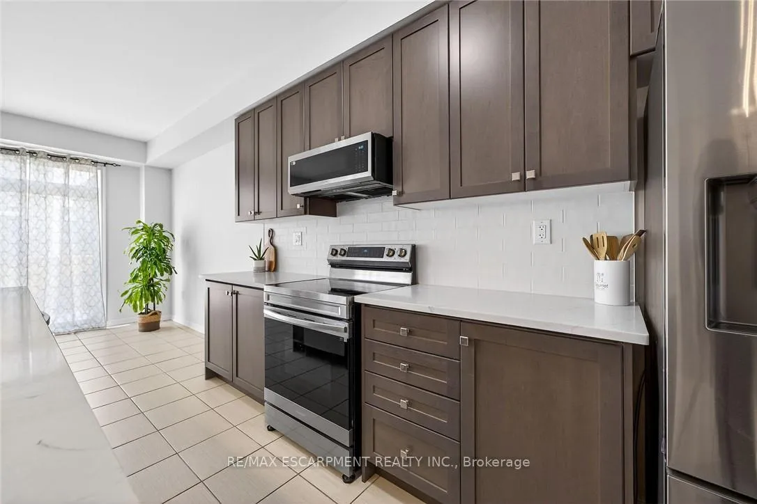 Photo 14 of 20 Armes Street, Hamilton, Binbrook — HOMEH