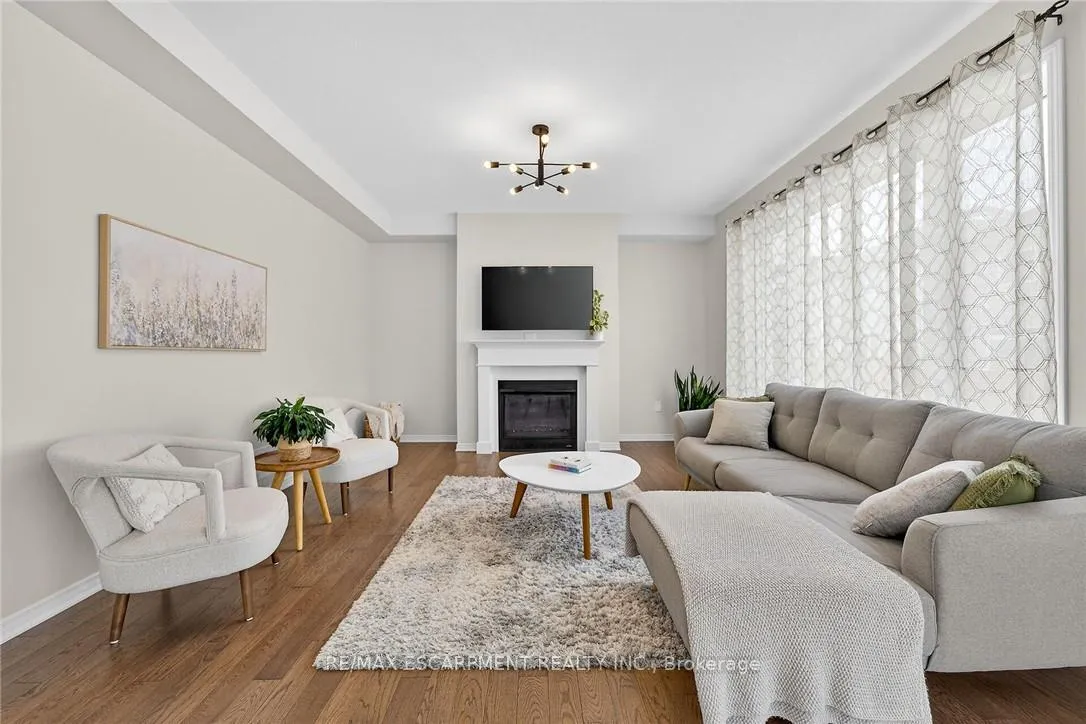 Photo 23 of 20 Armes Street, Hamilton, Binbrook — HOMEH