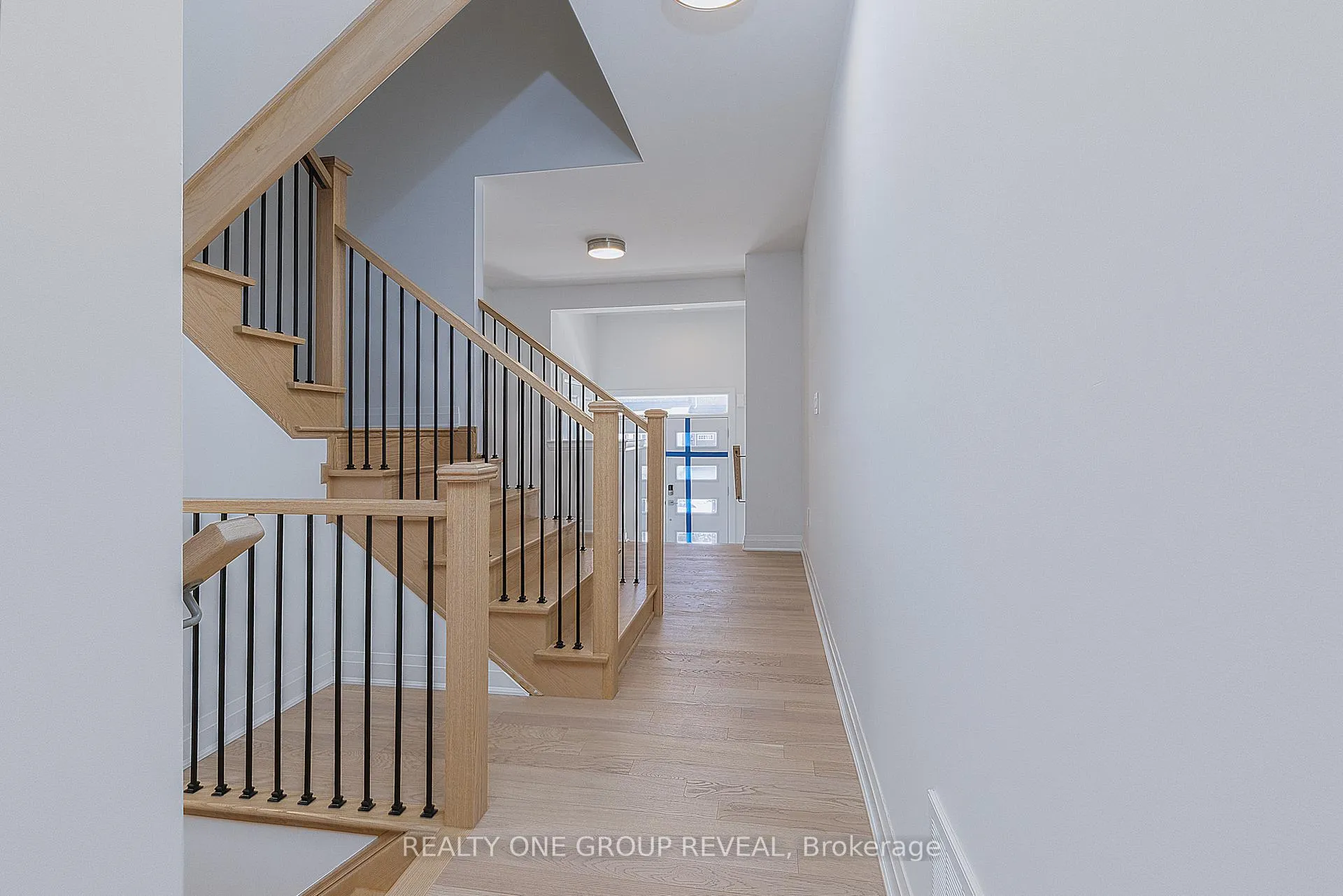 Photo 6 of 130 Leslie Richards Street, Markham, Rural Markham — HOMEH