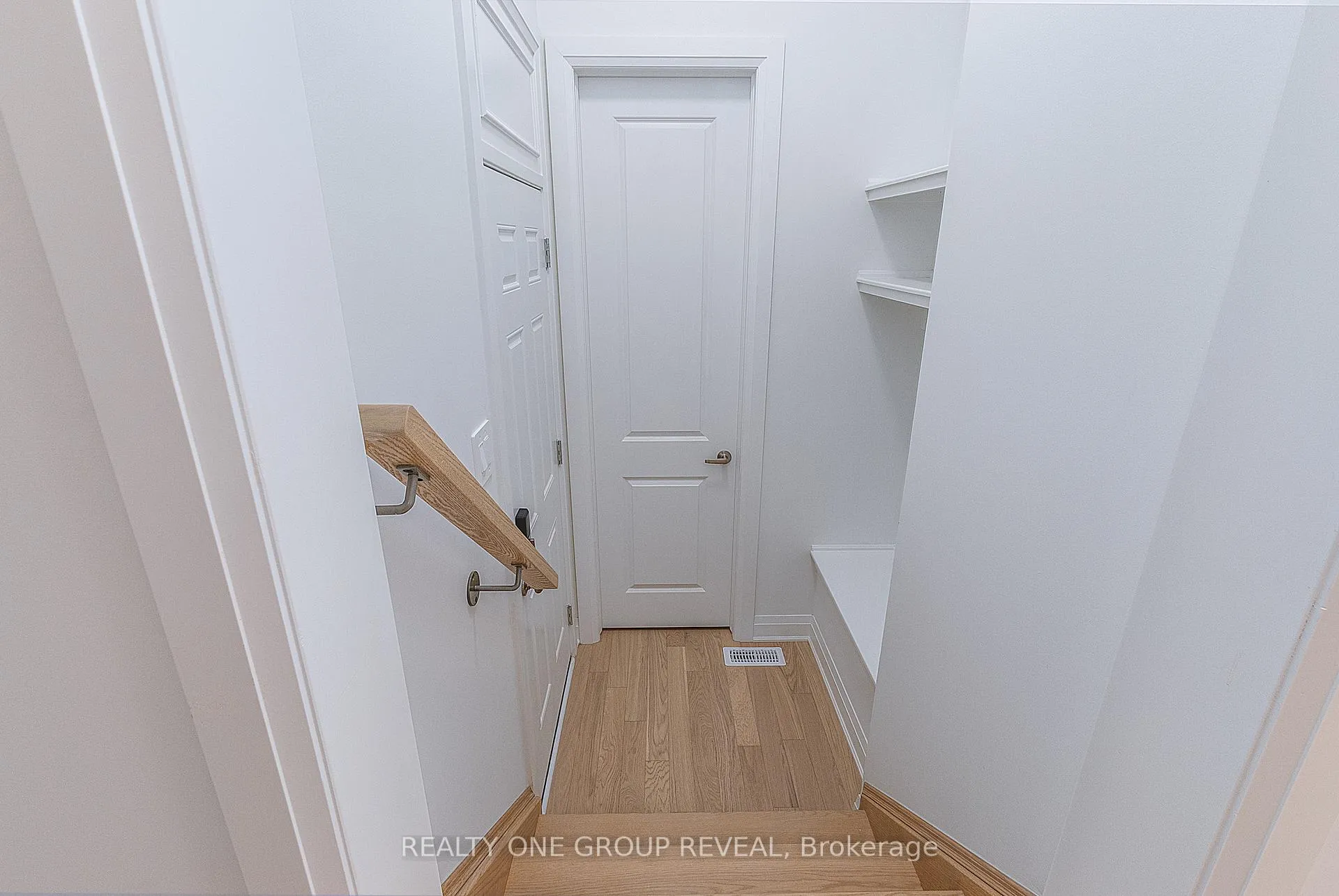 Photo 8 of 130 Leslie Richards Street, Markham, Rural Markham — HOMEH
