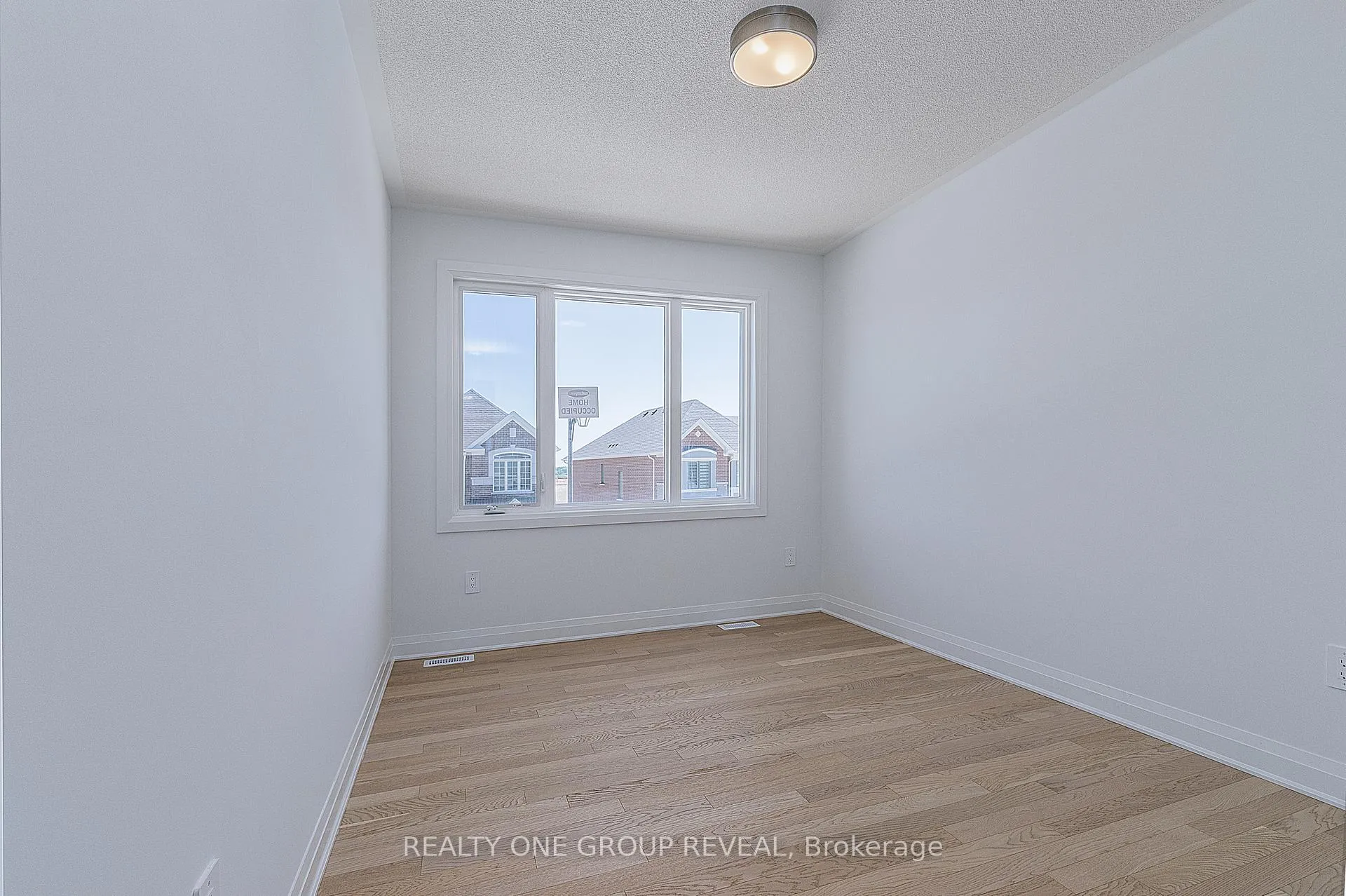 Photo 20 of 130 Leslie Richards Street, Markham, Rural Markham — HOMEH