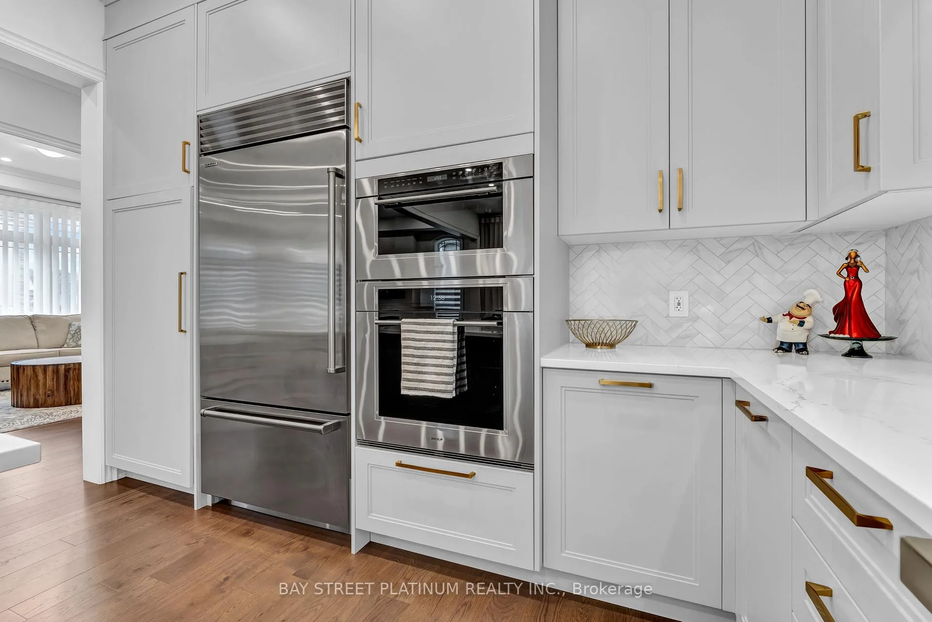 Photo 21 of 18 Woodgate Pines Drive, Vaughan, Kleinburg — HOMEH