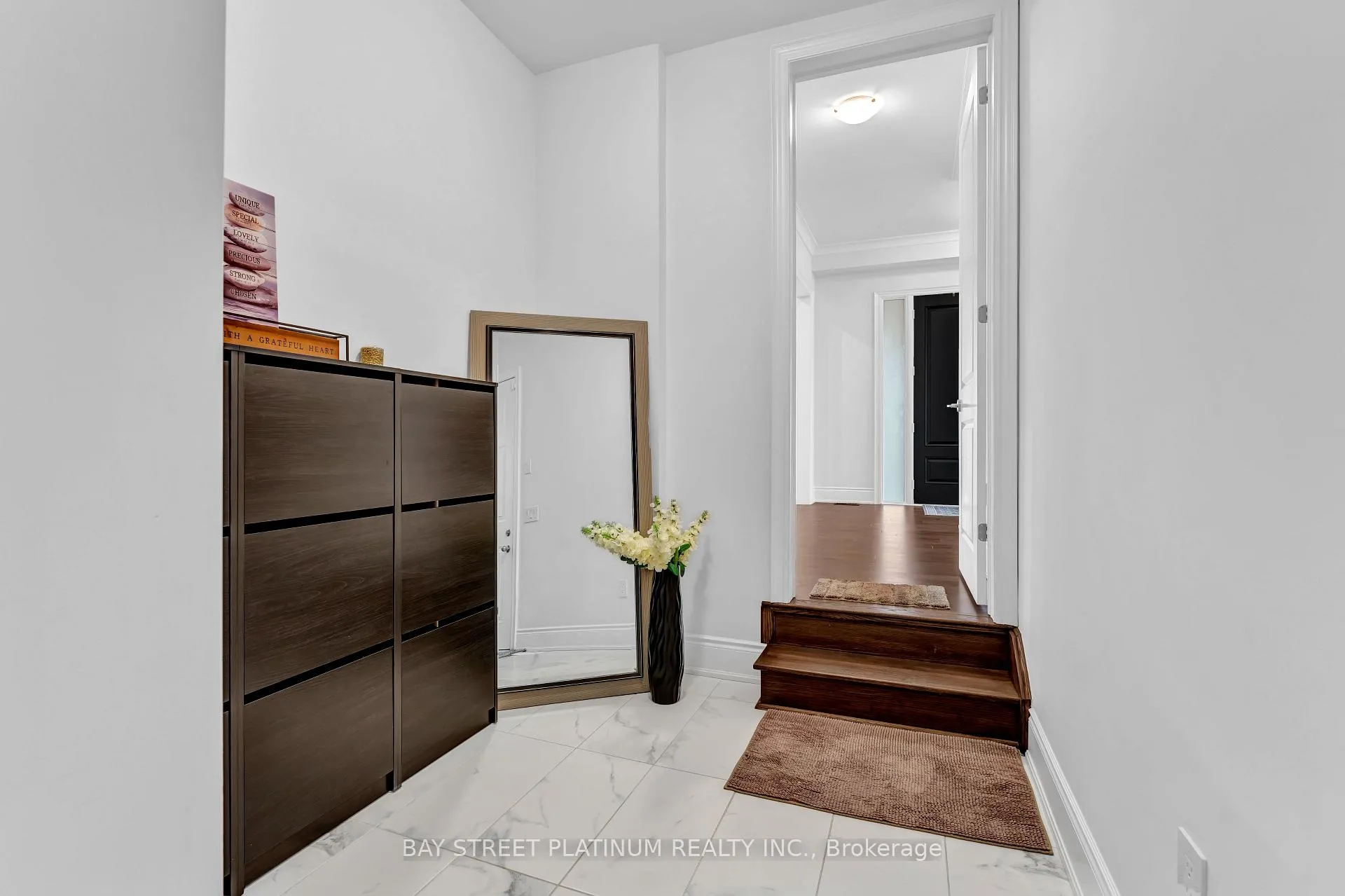 Photo 27 of 18 Woodgate Pines Drive, Vaughan, Kleinburg — HOMEH