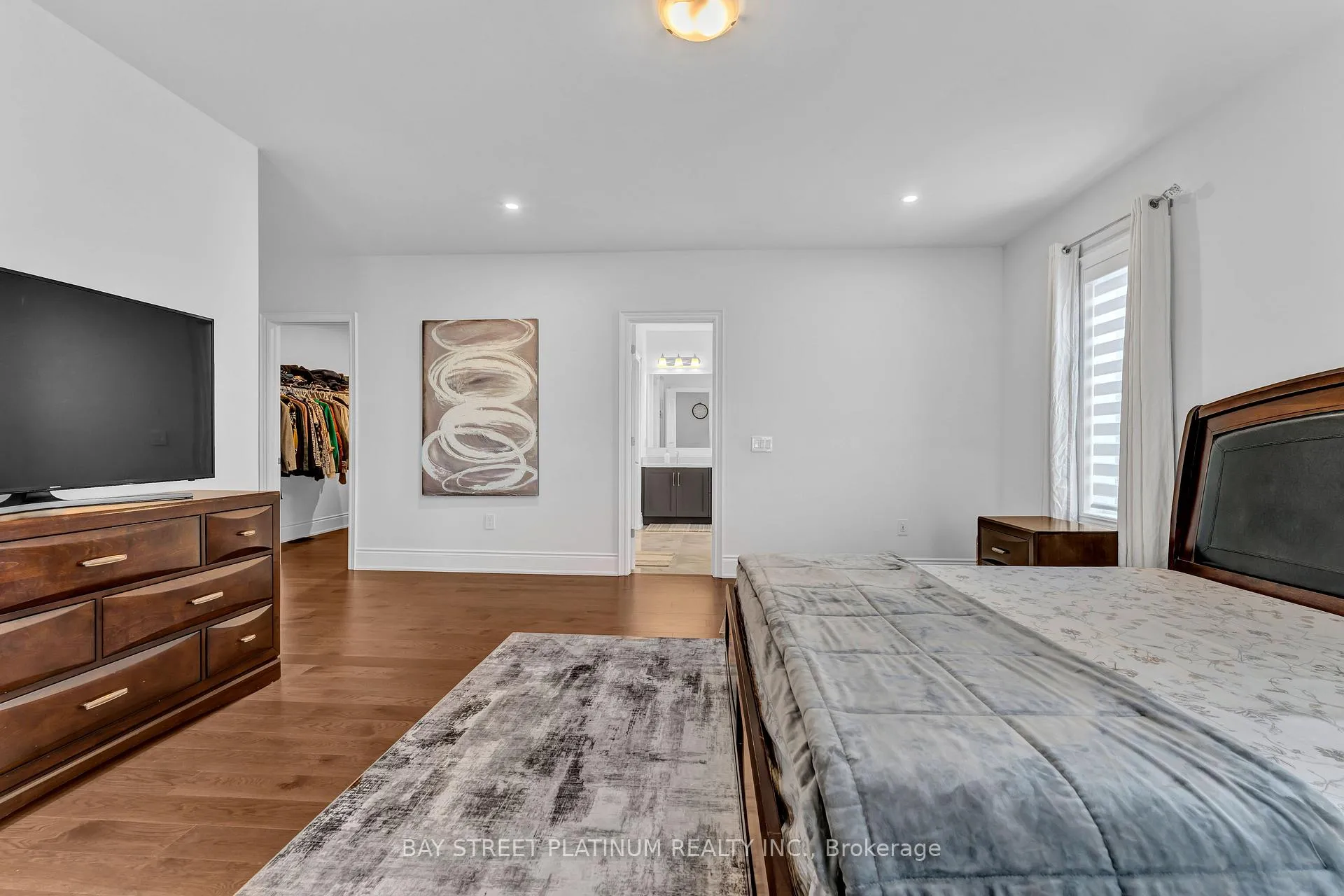 Photo 35 of 18 Woodgate Pines Drive, Vaughan, Kleinburg — HOMEH