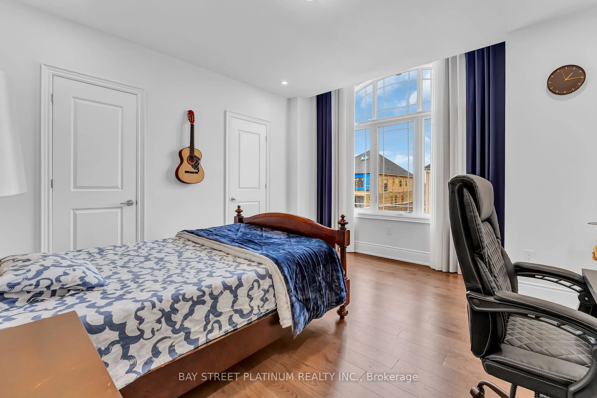 Photo 38 of 18 Woodgate Pines Drive, Vaughan, Kleinburg — HOMEH