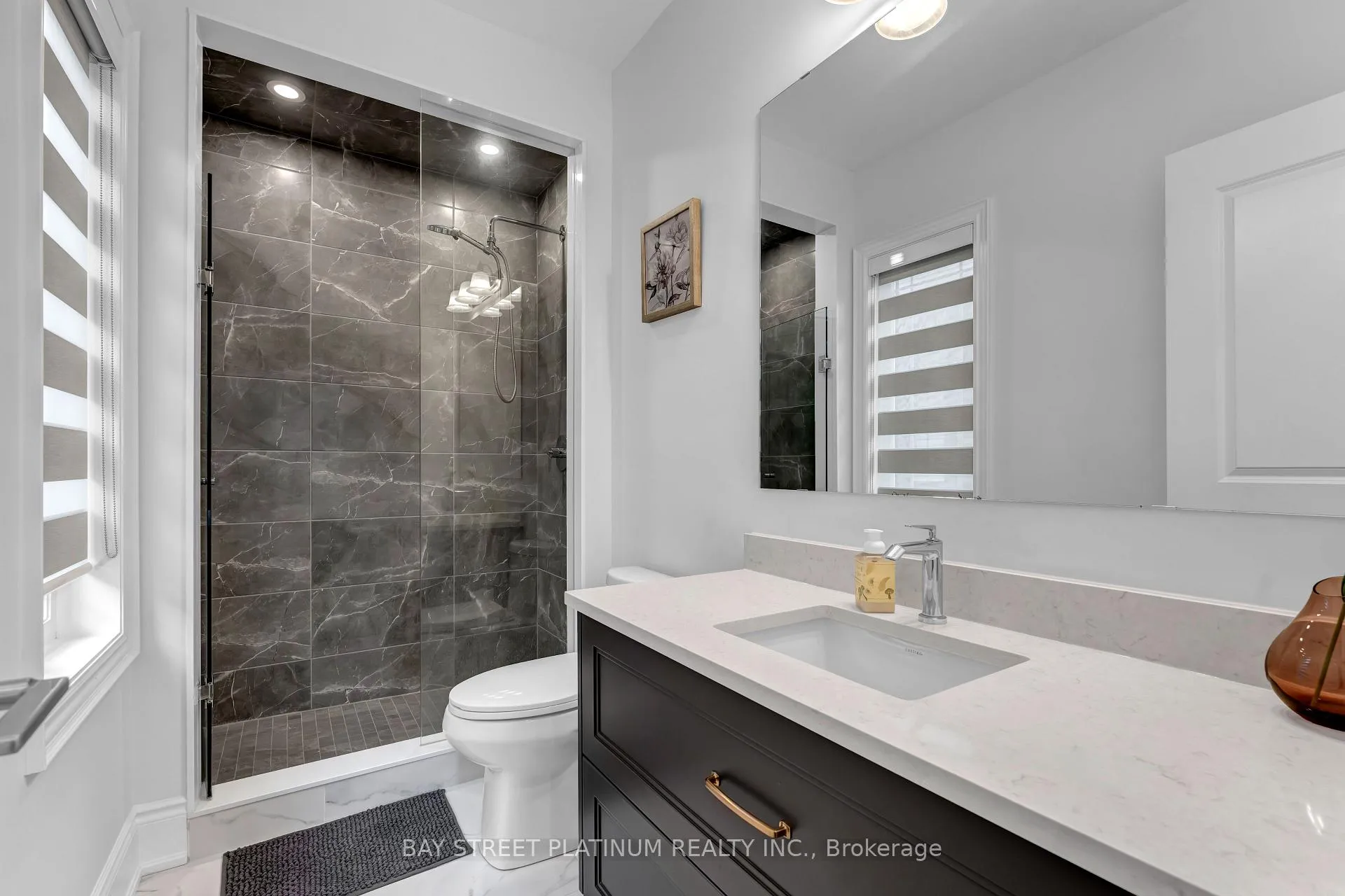 Photo 45 of 18 Woodgate Pines Drive, Vaughan, Kleinburg — HOMEH