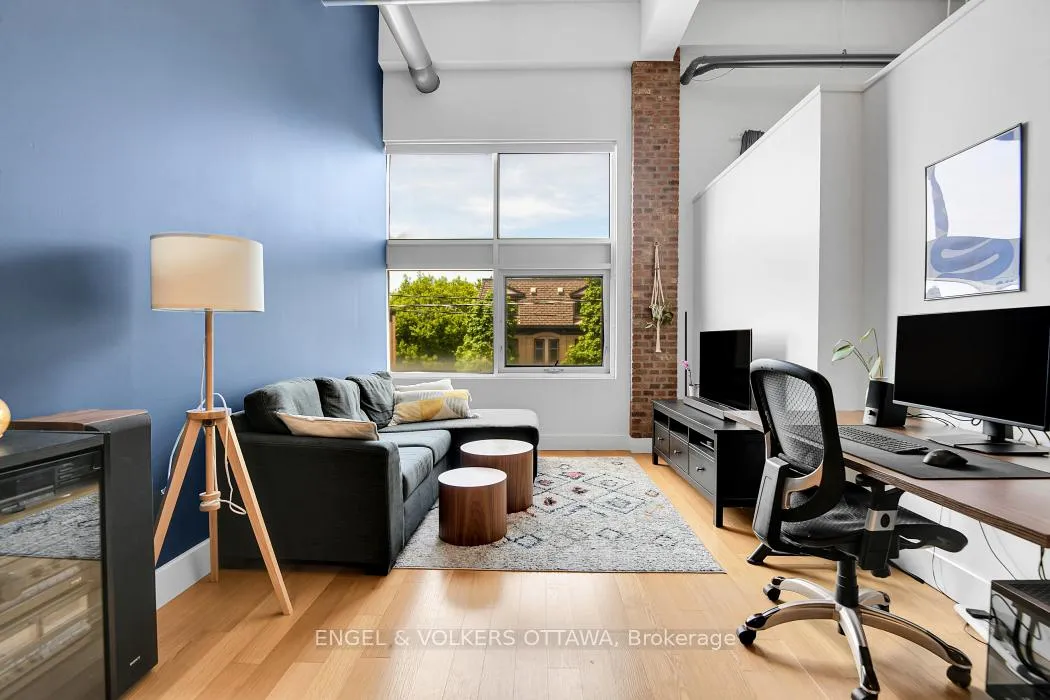 Photo 4 of Unit 201, 108 Third Avenue, Ottawa, Glebe — HOMEH
