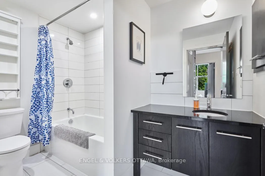 Photo 15 of Unit 201, 108 Third Avenue, Ottawa, Glebe — HOMEH