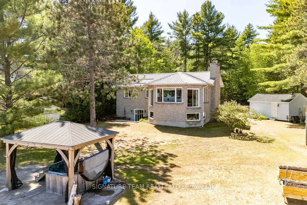 Photo 3 of 112 Eno Road, Killaloe, Hagarty and Richards, Killaloe/Round Lake — HOMEH