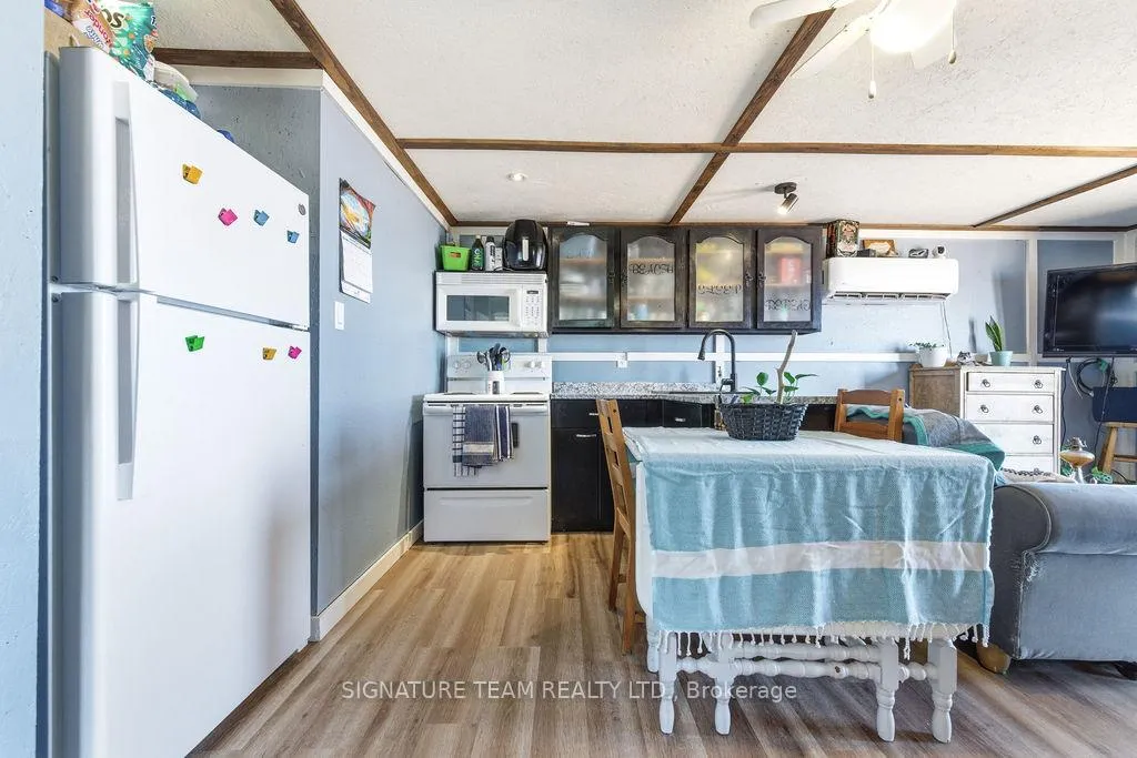 Photo 32 of 112 Eno Road, Killaloe, Hagarty and Richards, Killaloe/Round Lake — HOMEH