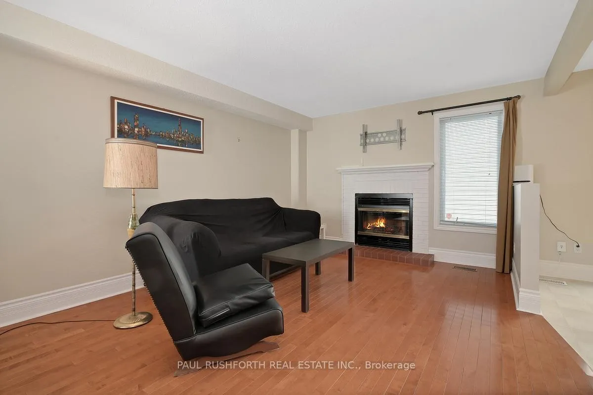 Photo 5 of 90 Acklam Terrace, Ottawa, Kanata - Morgan's Grant/South March — HOMEH