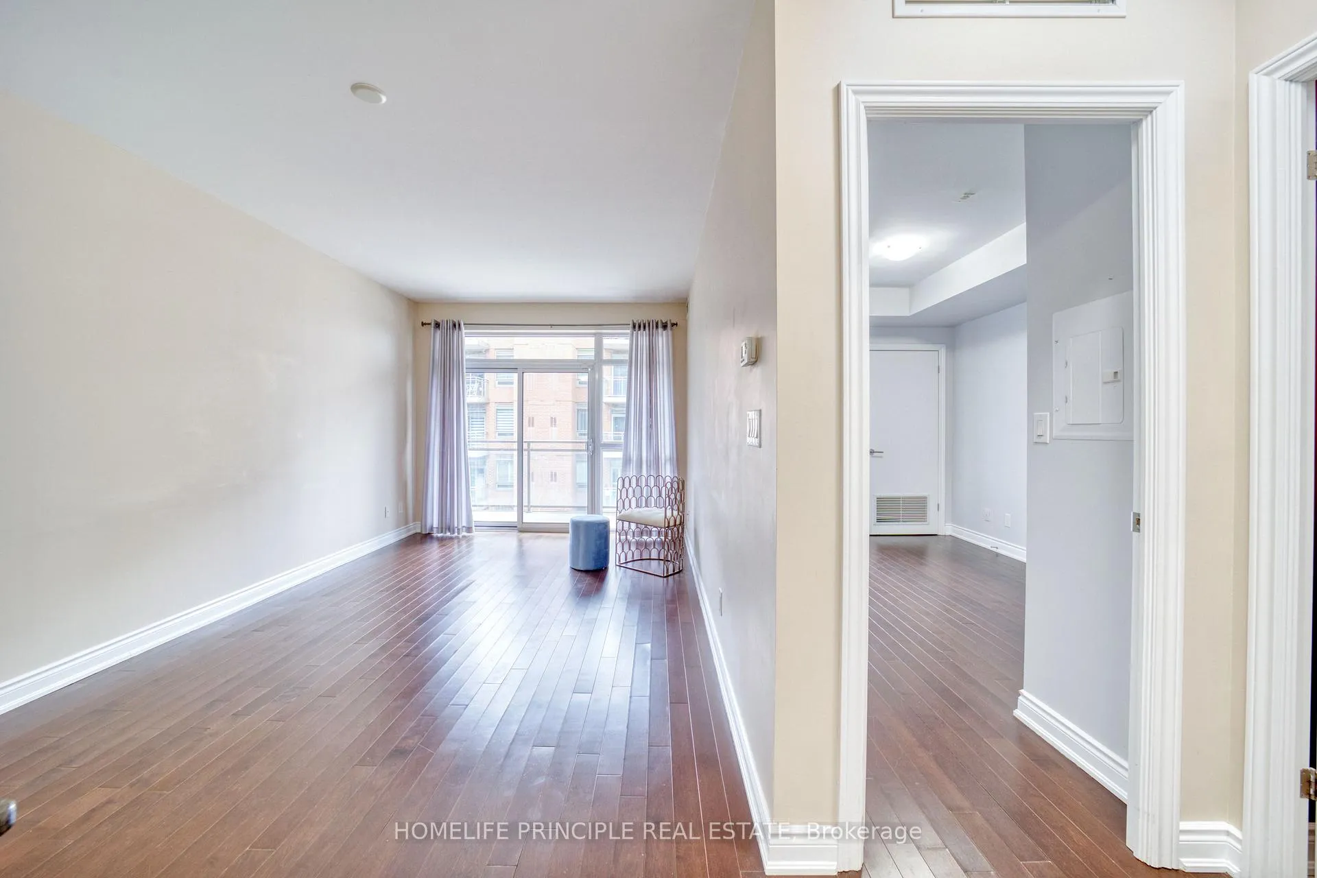 Photo 17 of Unit 406, 281 Woodbridge Avenue E, Vaughan, West Woodbridge — HOMEH