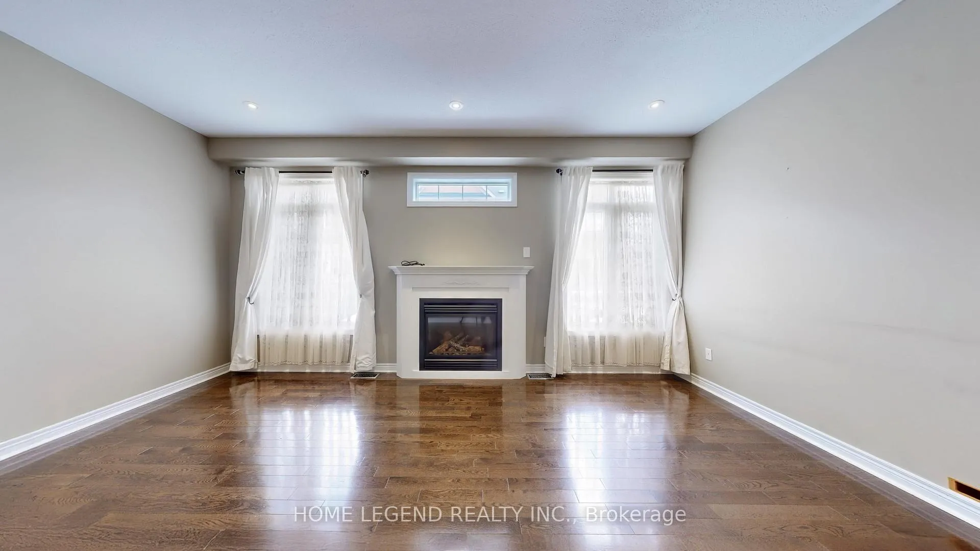 Photo 6 of 1 Siena Drive, Vaughan, Vellore Village — HOMEH
