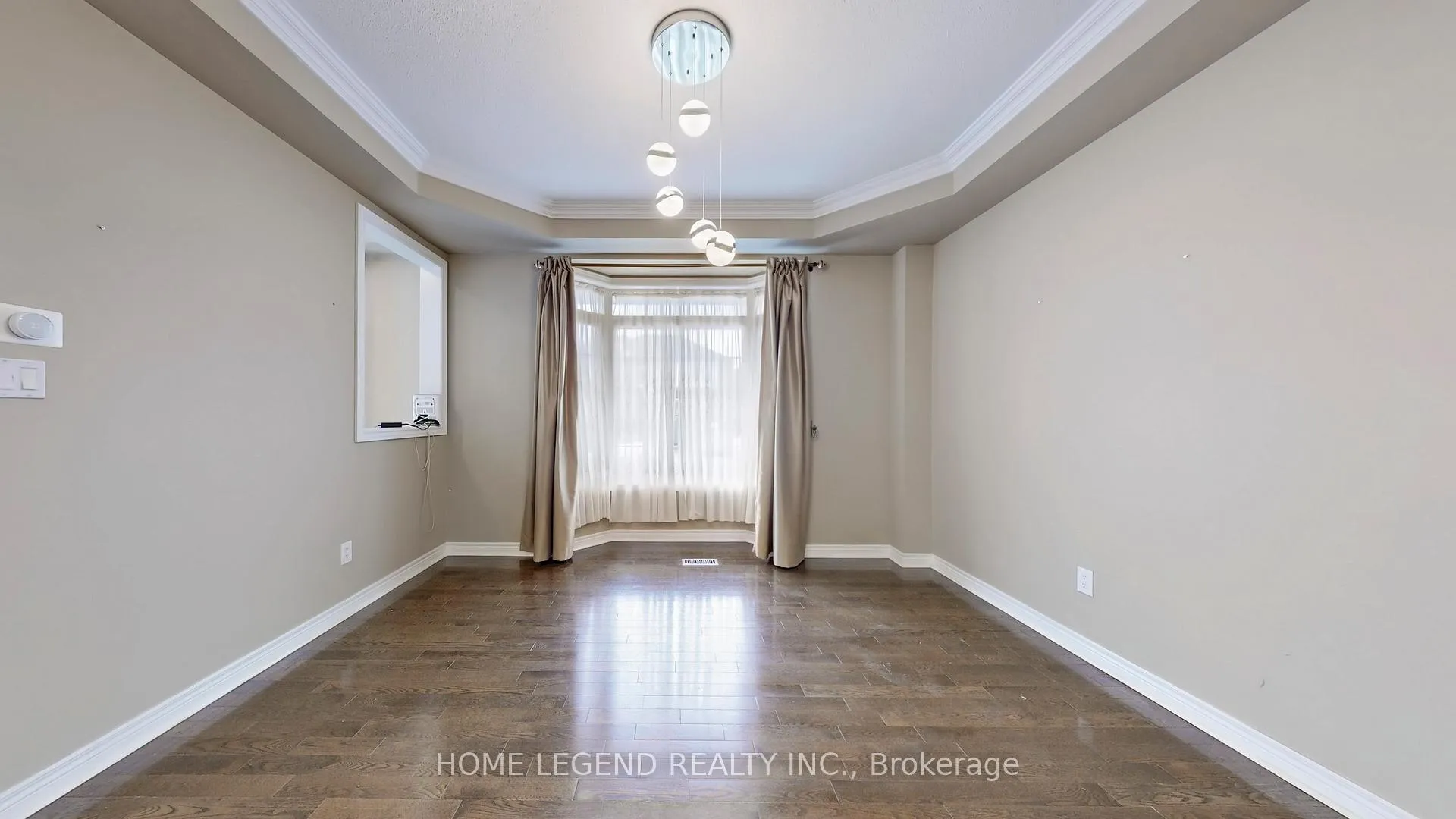 Photo 8 of 1 Siena Drive, Vaughan, Vellore Village — HOMEH