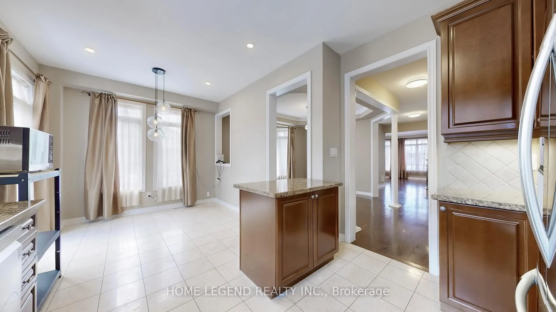 Photo 13 of 1 Siena Drive, Vaughan, Vellore Village — HOMEH