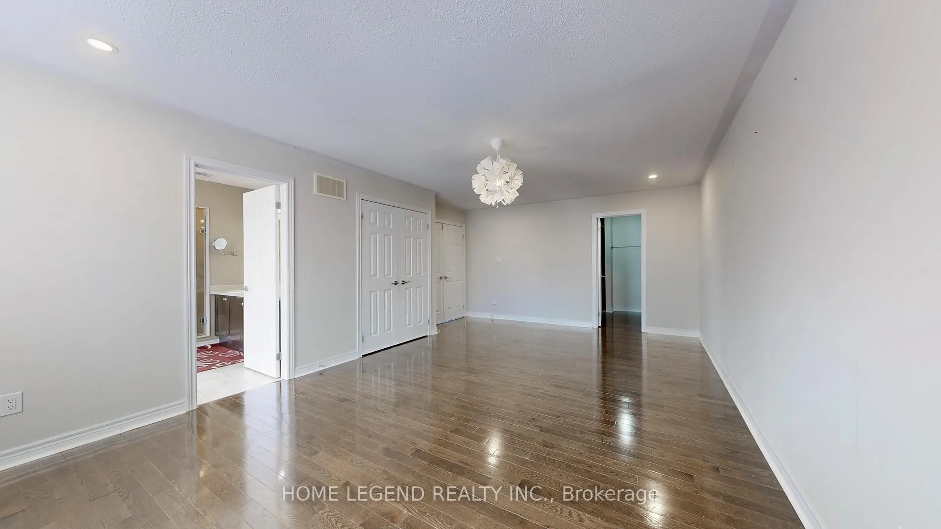 Photo 20 of 1 Siena Drive, Vaughan, Vellore Village — HOMEH