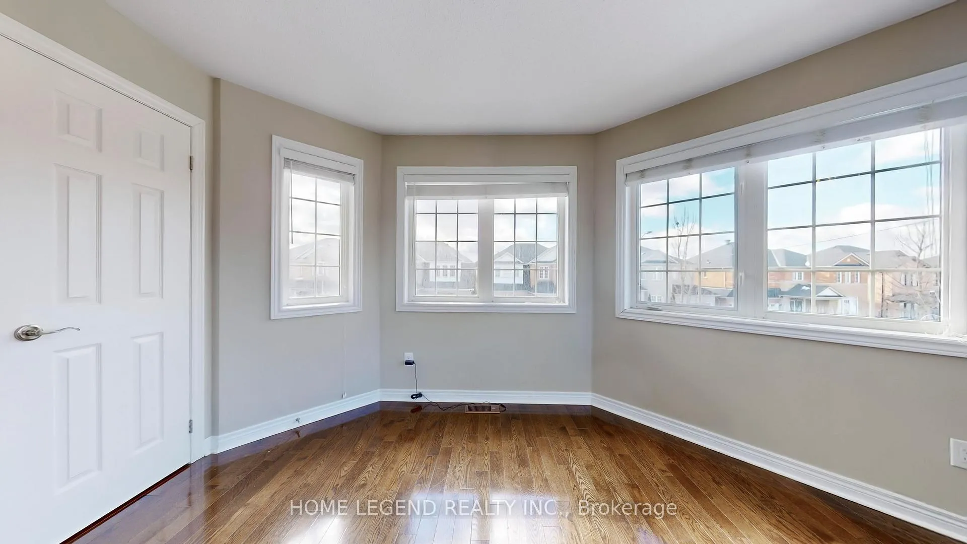 Photo 27 of 1 Siena Drive, Vaughan, Vellore Village — HOMEH