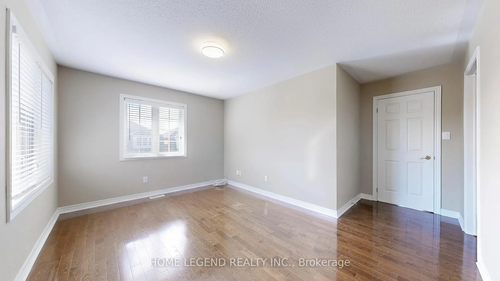 Photo 36 of 1 Siena Drive, Vaughan, Vellore Village — HOMEH
