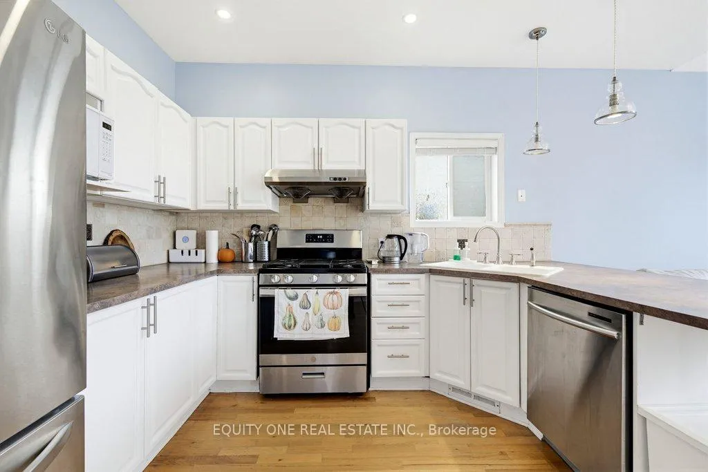 Photo 15 of 16 Grengold Way, Ottawa, Kanata - Kanata Lakes/Heritage Hills — HOMEH