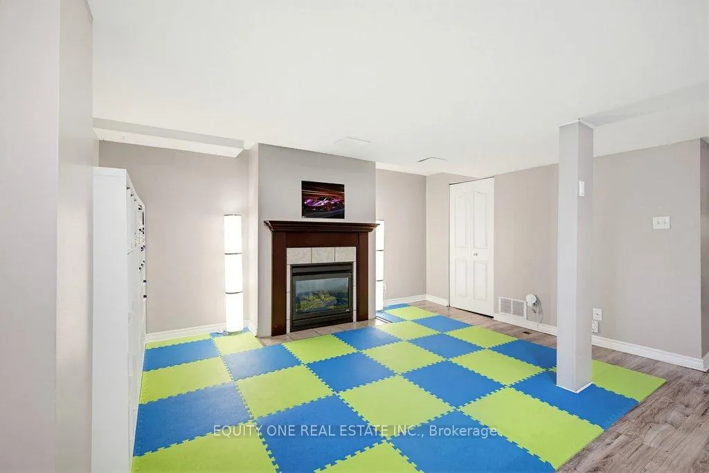 Photo 40 of 16 Grengold Way, Ottawa, Kanata - Kanata Lakes/Heritage Hills — HOMEH