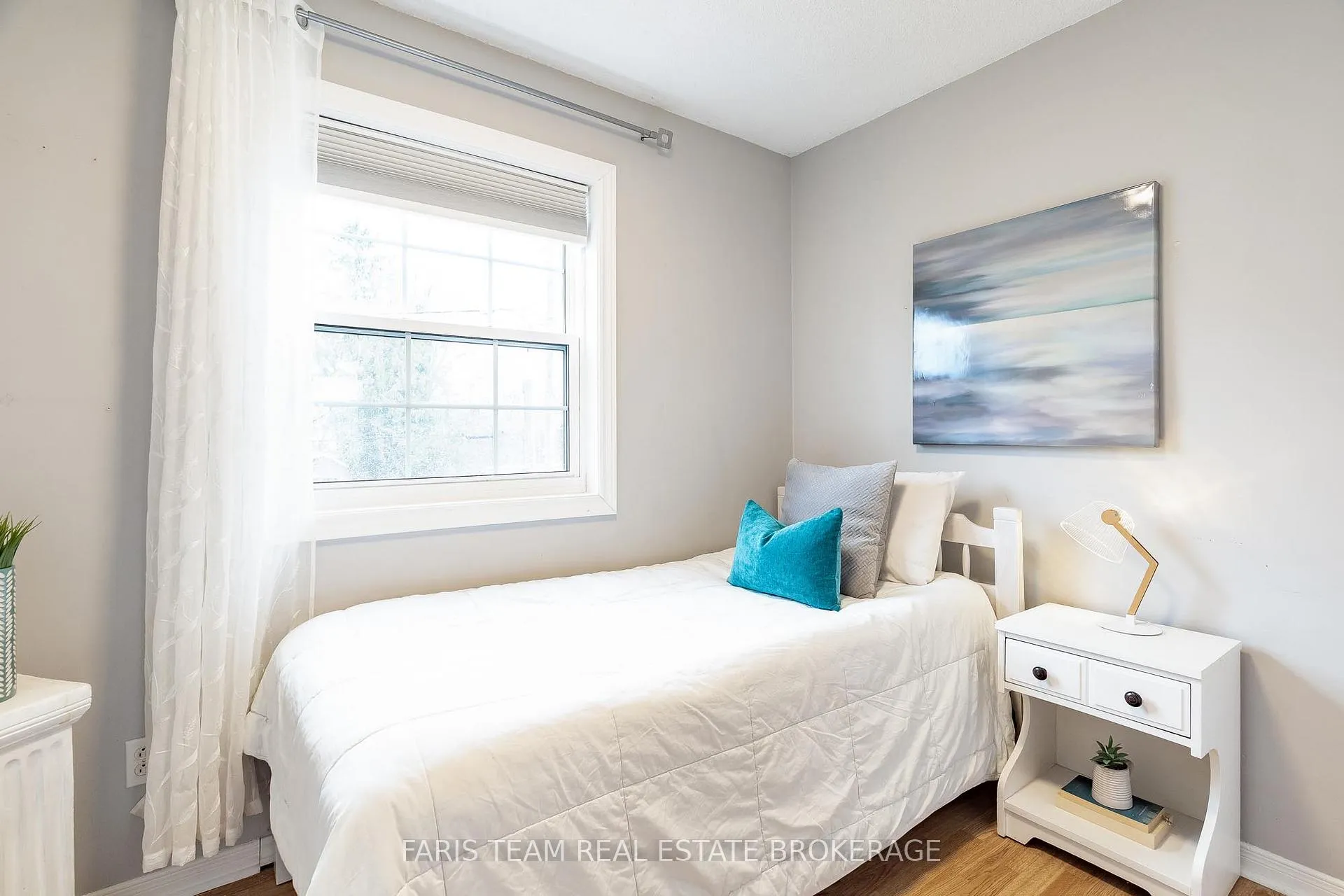Photo 26 of 44 Regent Street, Kawartha Lakes, Lindsay — HOMEH