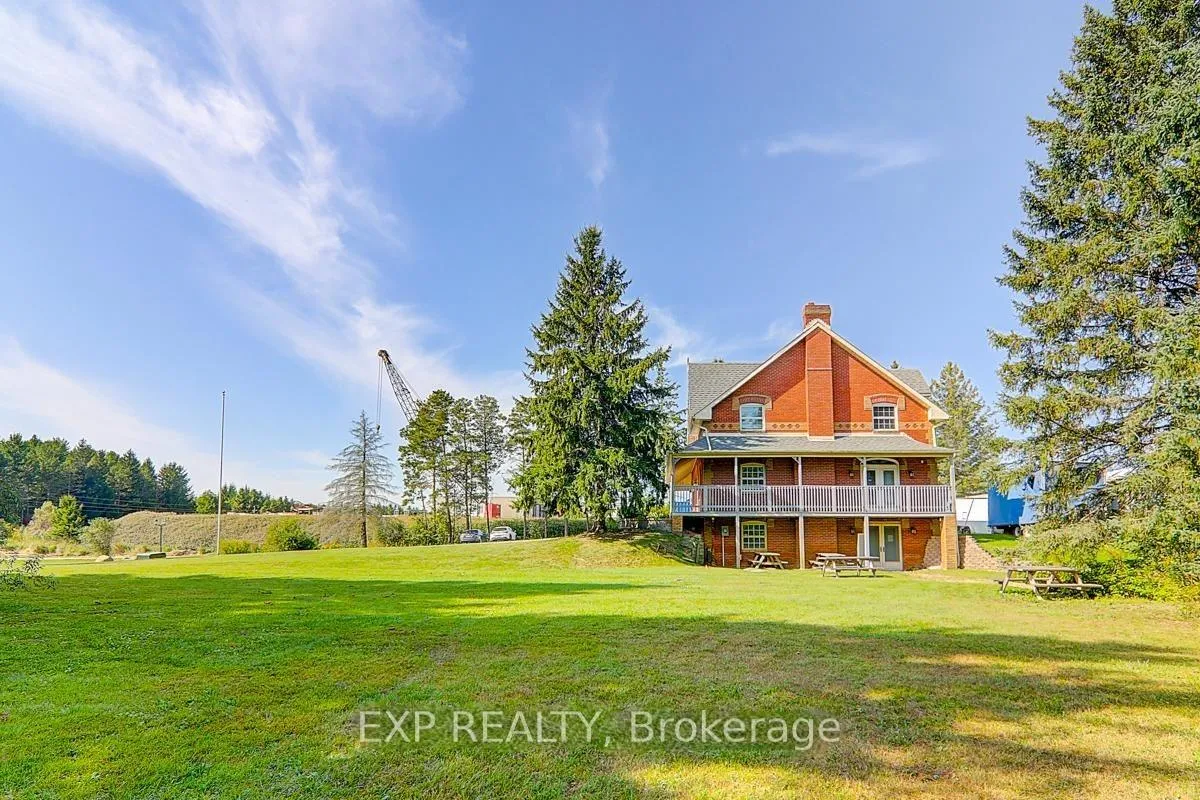 Photo 1 of 2768 Davis Drive, East Gwillimbury, Rural East Gwillimbury — HOMEH