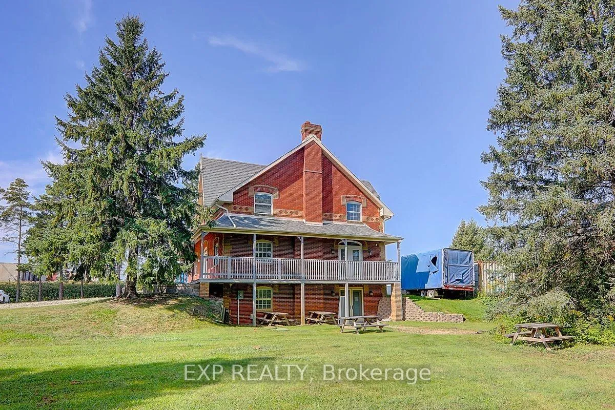 Photo 2 of 2768 Davis Drive, East Gwillimbury, Rural East Gwillimbury — HOMEH