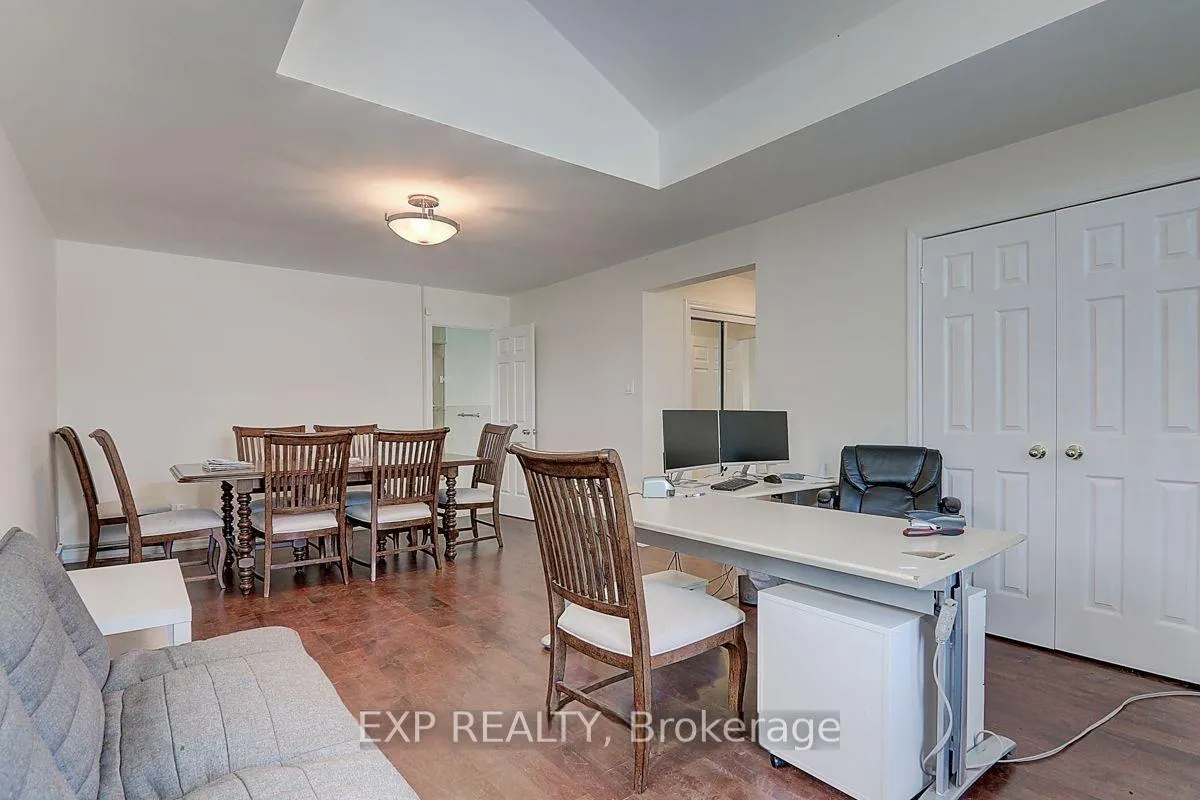Photo 15 of 2768 Davis Drive, East Gwillimbury, Rural East Gwillimbury — HOMEH