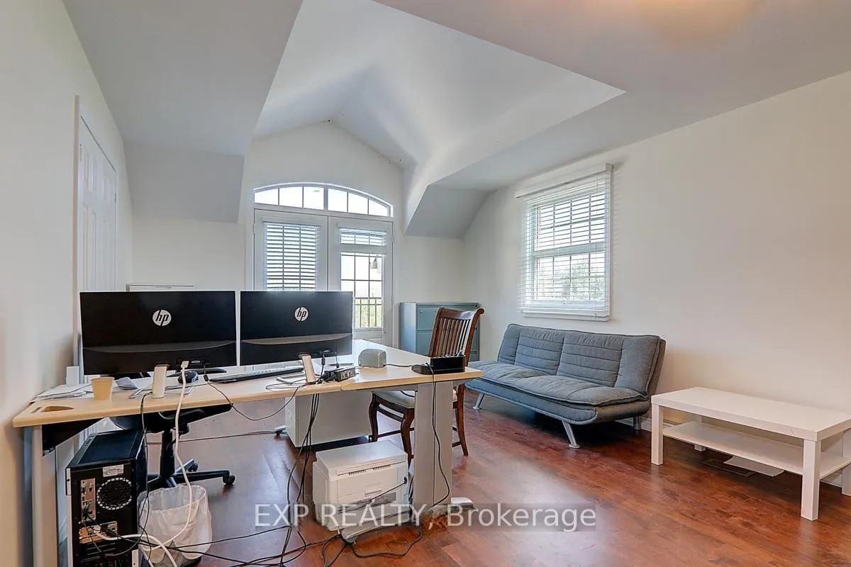 Photo 21 of 2768 Davis Drive, East Gwillimbury, Rural East Gwillimbury — HOMEH