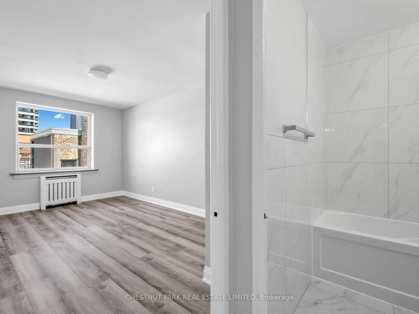 Photo 16 of Unit 404, 2 Ridelle Avenue, Toronto, Forest Hill North — HOMEH