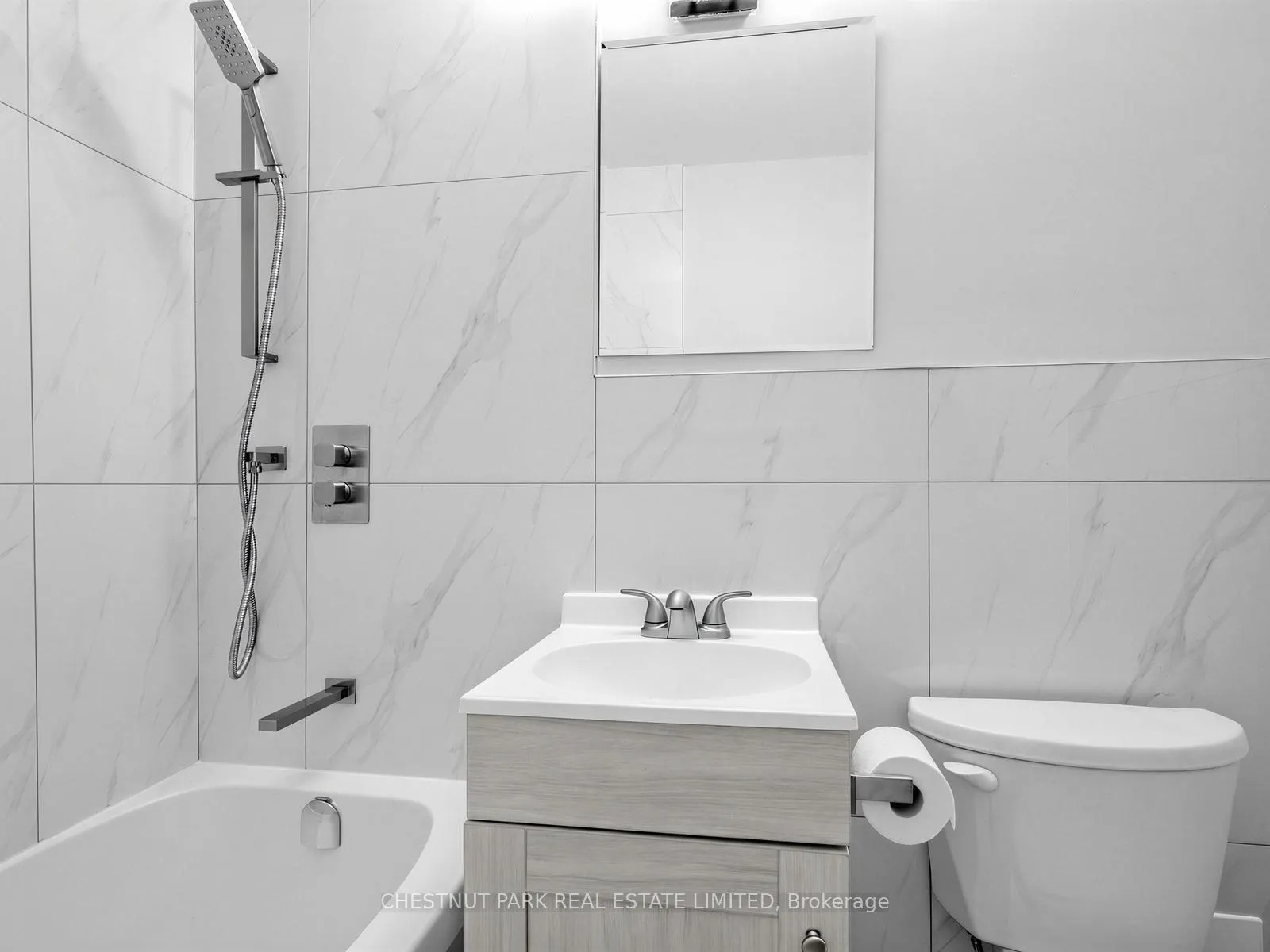 Photo 22 of Unit 404, 2 Ridelle Avenue, Toronto, Forest Hill North — HOMEH