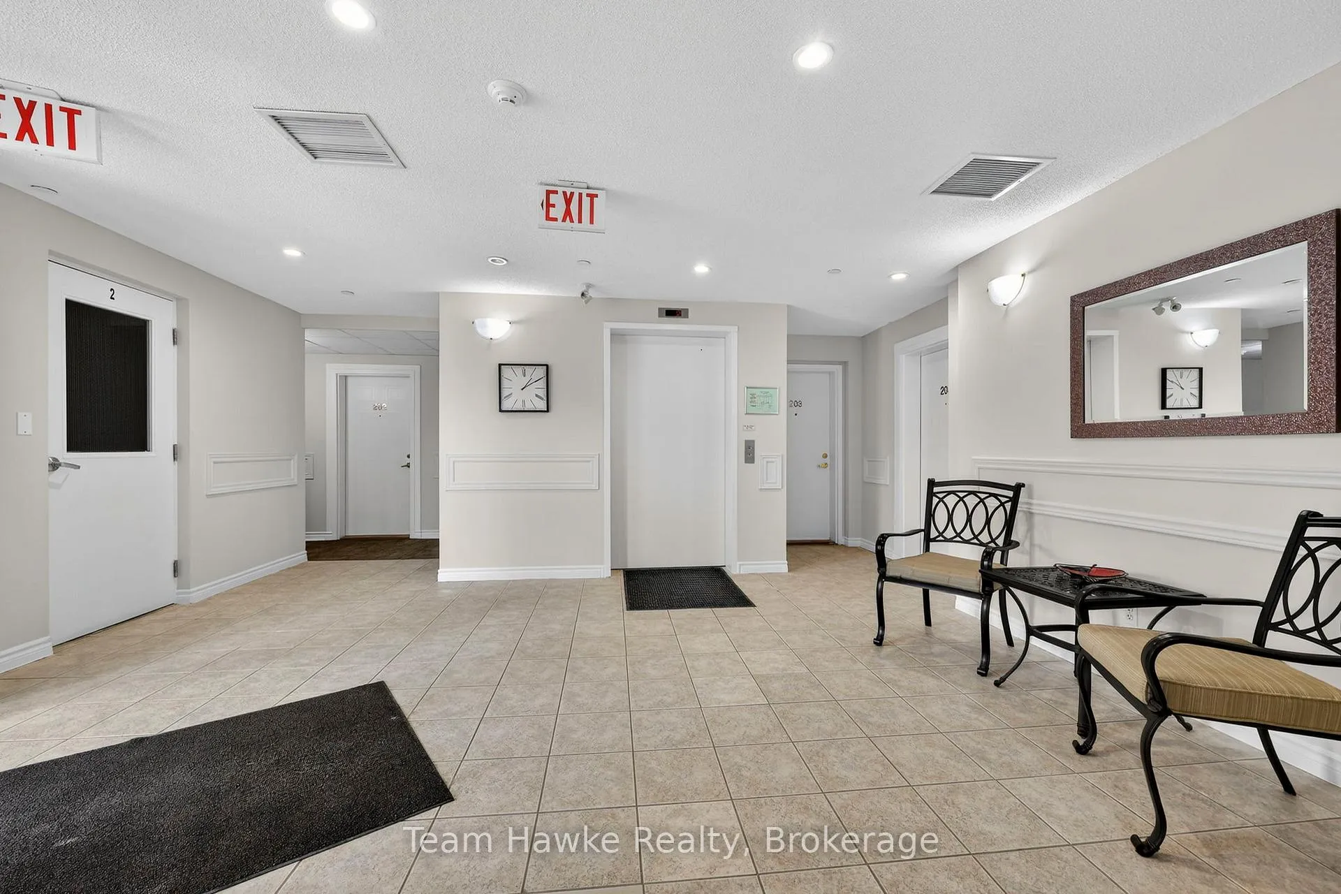 Photo 4 of Unit PH4, 4 Beck Boulevard, Penetanguishene — HOMEH