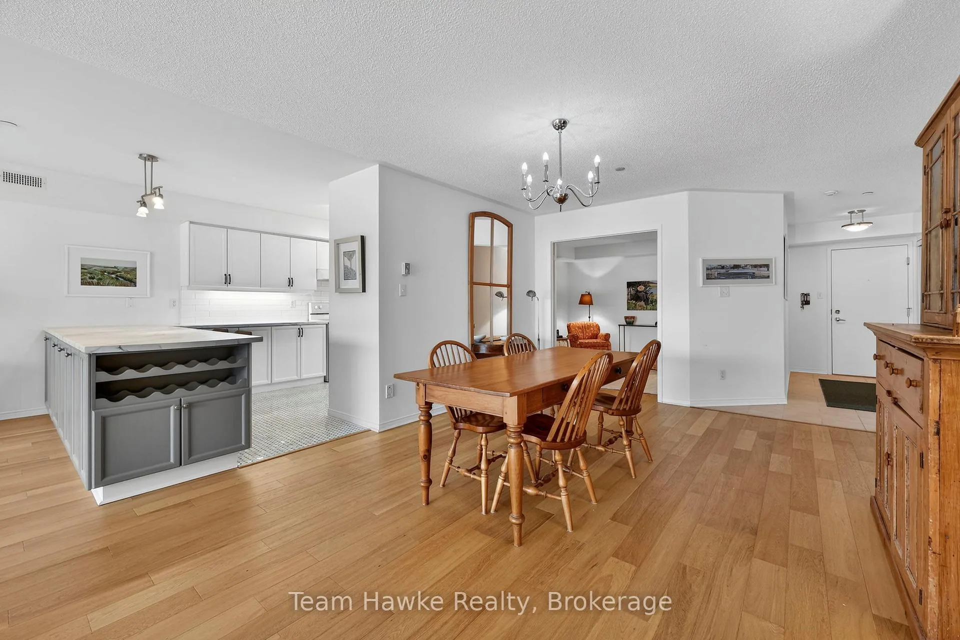 Photo 12 of Unit PH4, 4 Beck Boulevard, Penetanguishene — HOMEH