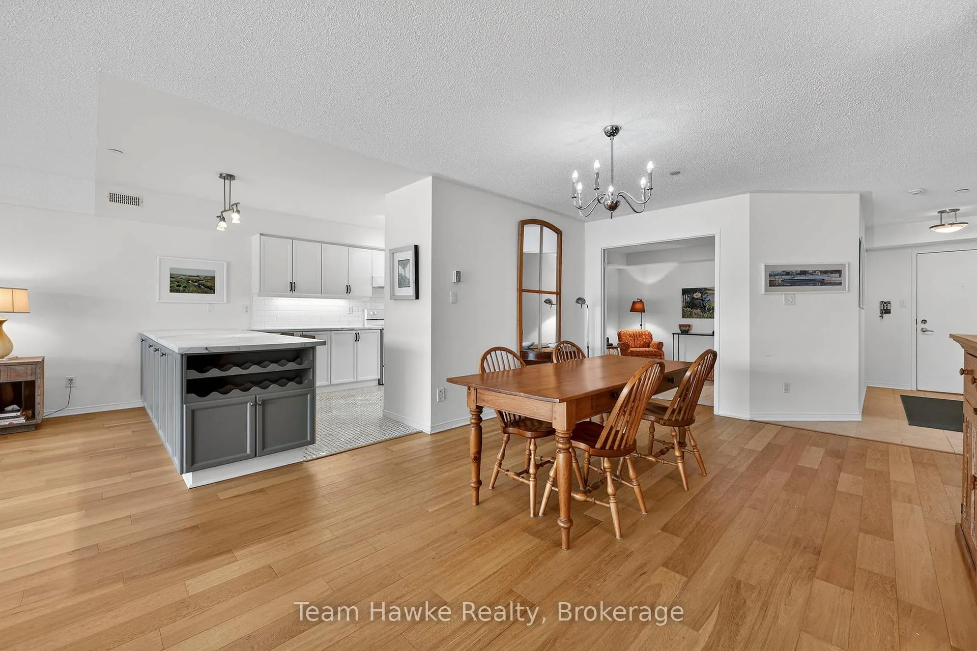 Photo 28 of Unit PH4, 4 Beck Boulevard, Penetanguishene — HOMEH