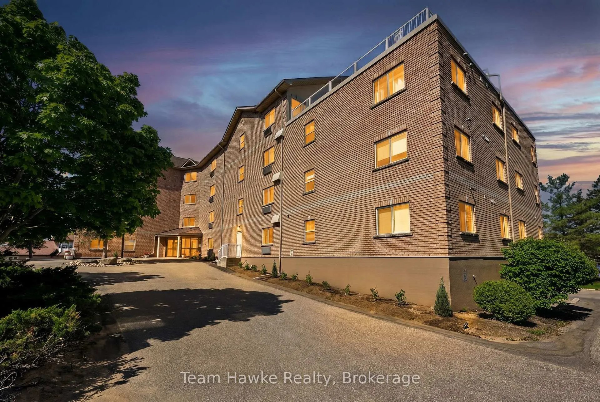 Photo 47 of Unit PH4, 4 Beck Boulevard, Penetanguishene — HOMEH